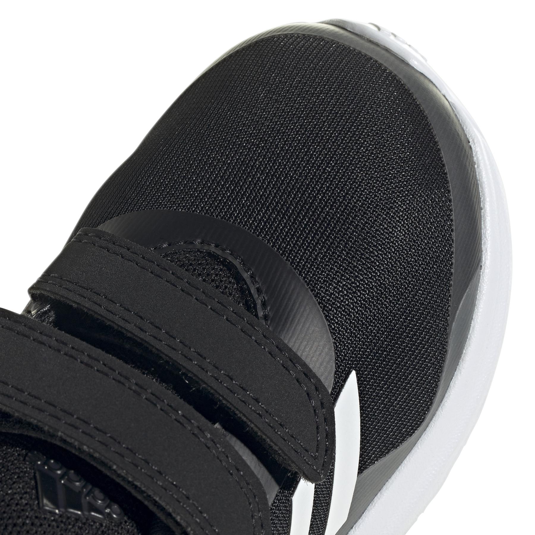 product/a/d/adidas_h04178_9_footwear_photography_detail_view_2_white_000.jpg