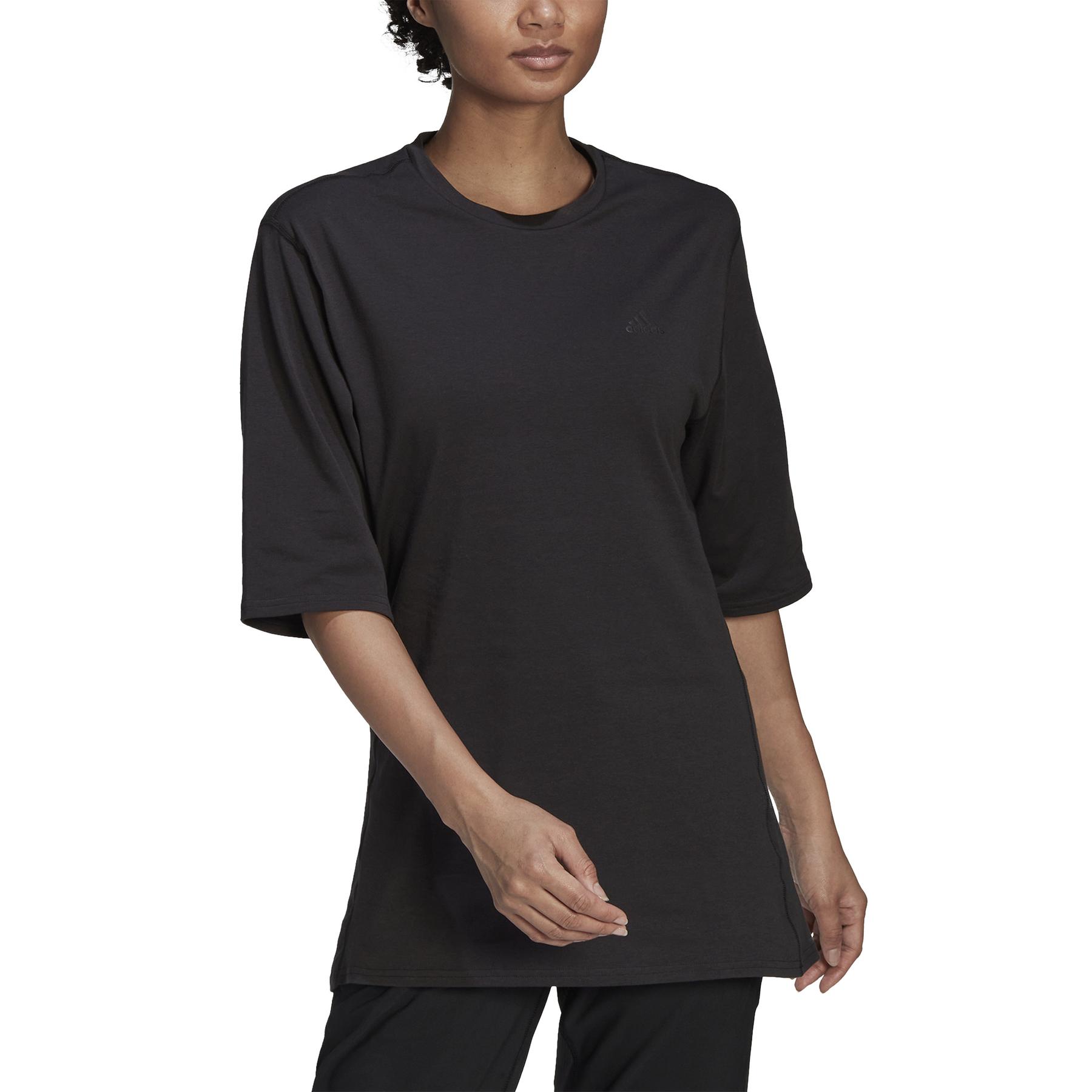 product/a/d/adidas_hc6327_4_apparel_on_model_front_view_white.jpg
