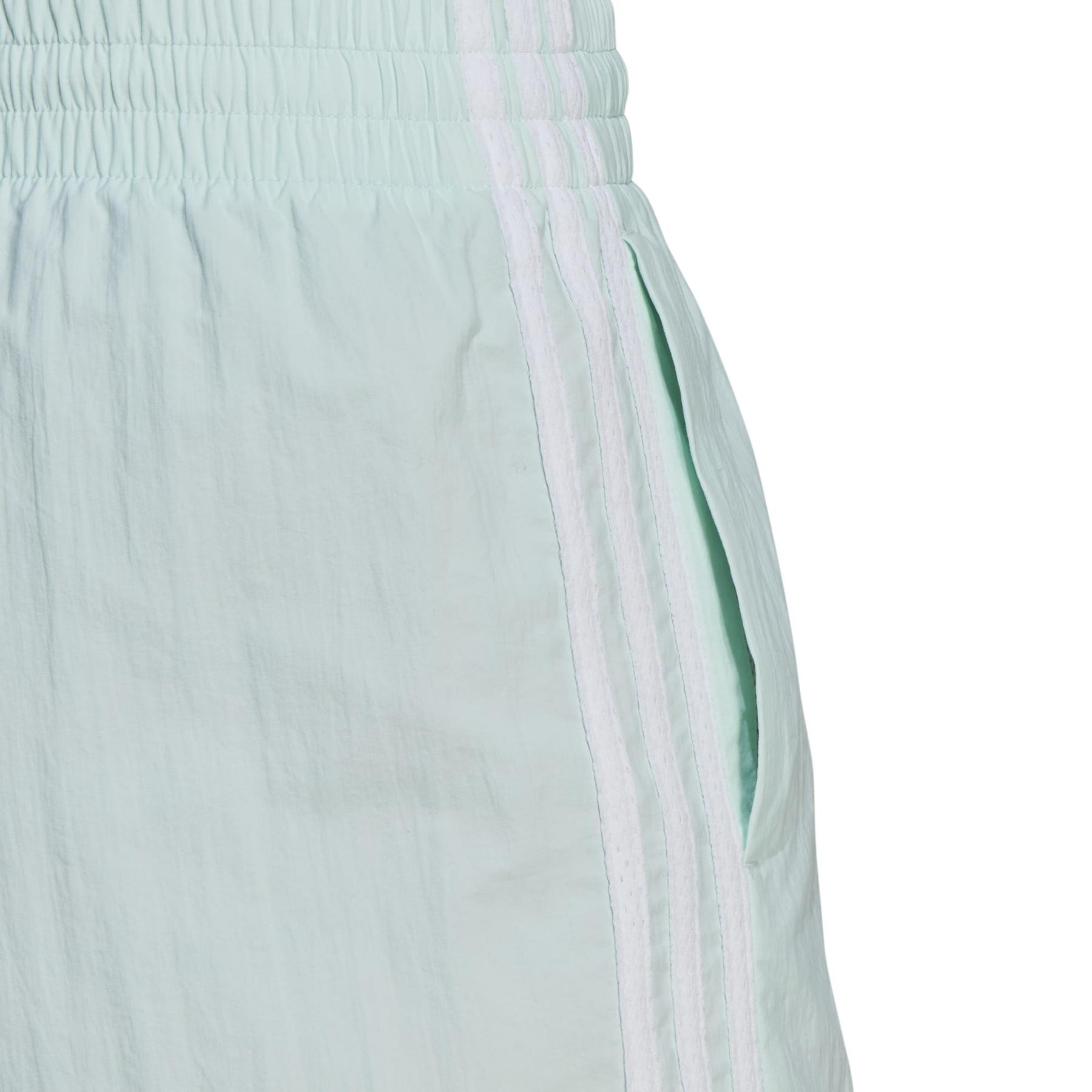 product/a/d/adidas_hc9151_9_apparel_on_model_detail_view_3_white.jpg