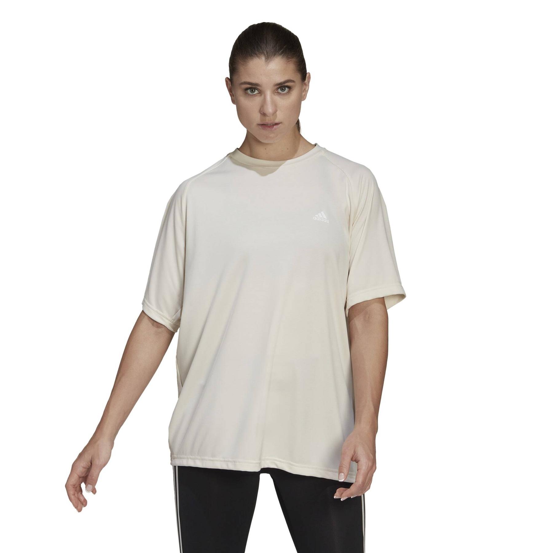 product/a/d/adidas_hd6812_3_apparel_on_model_standard_view_white.jpg