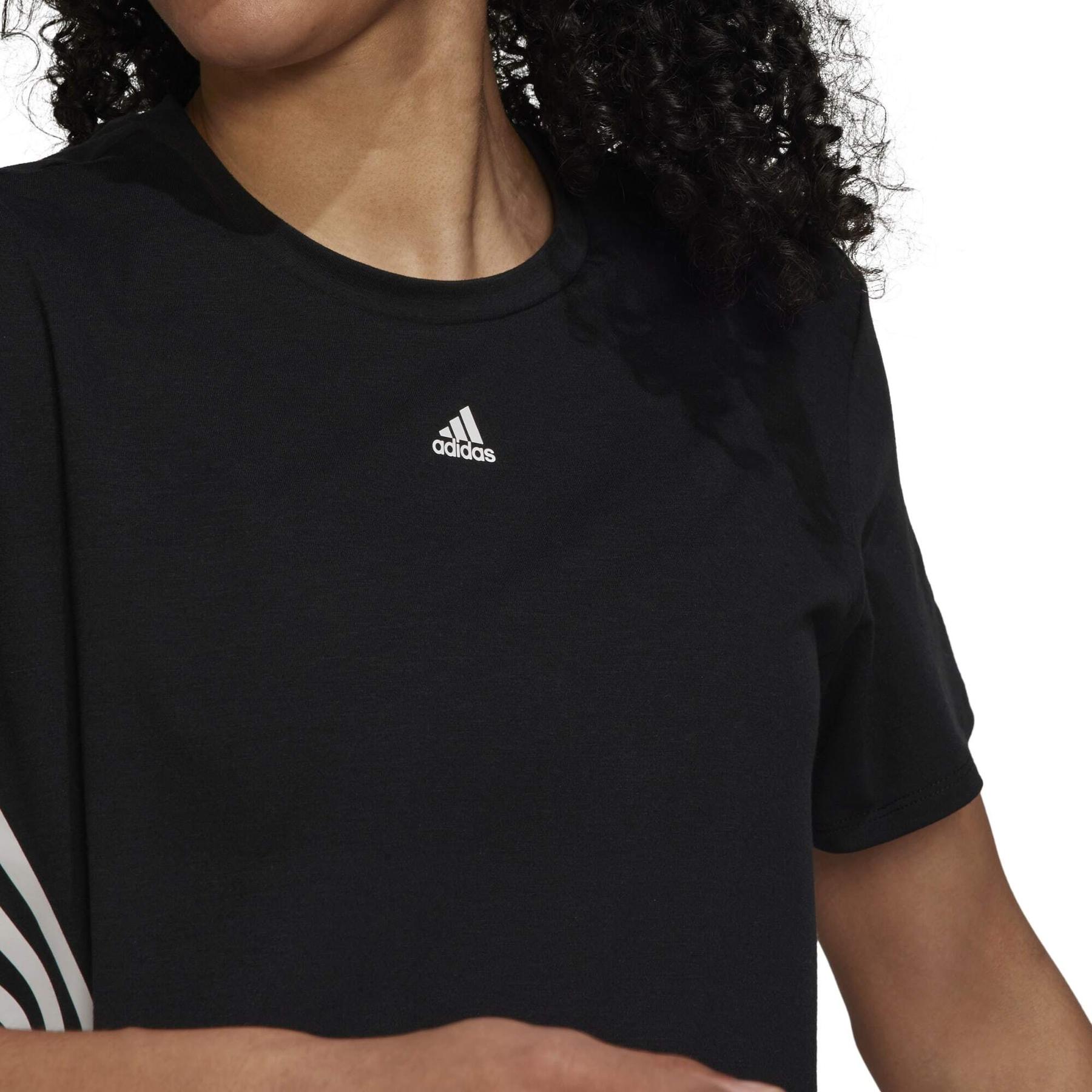 product/a/d/adidas_hk6975_8_apparel_on_model_detail_view_1_white.jpg