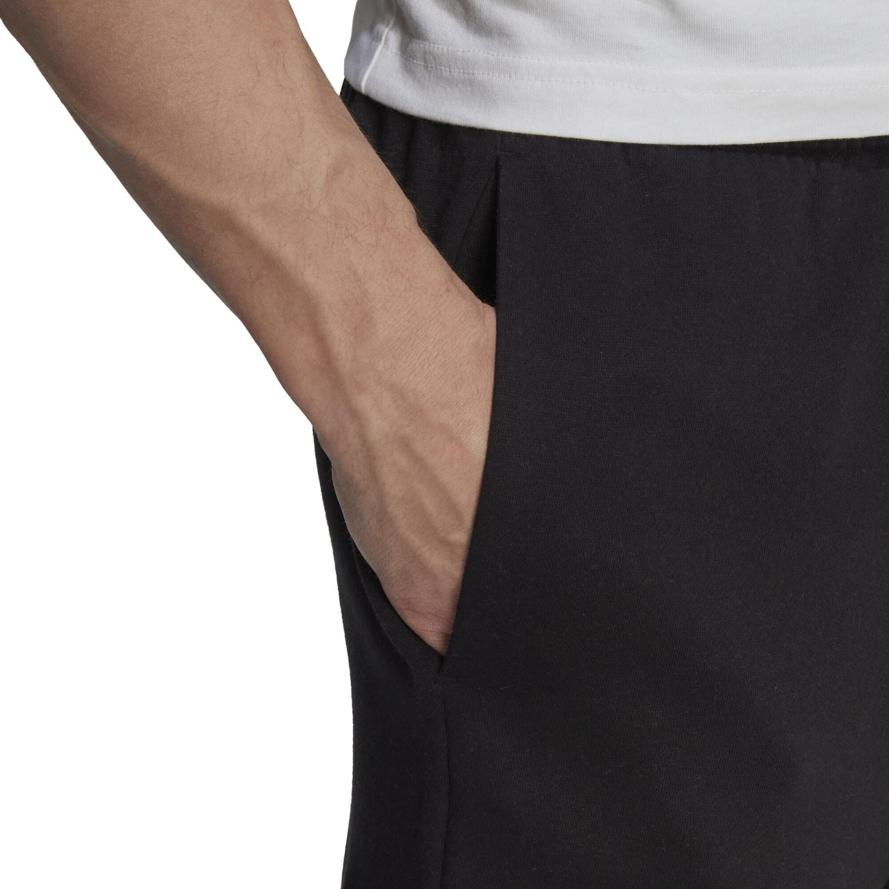 product/a/d/adidas_hl2226_7_apparel_on_model_detail_view_2_white.jpg