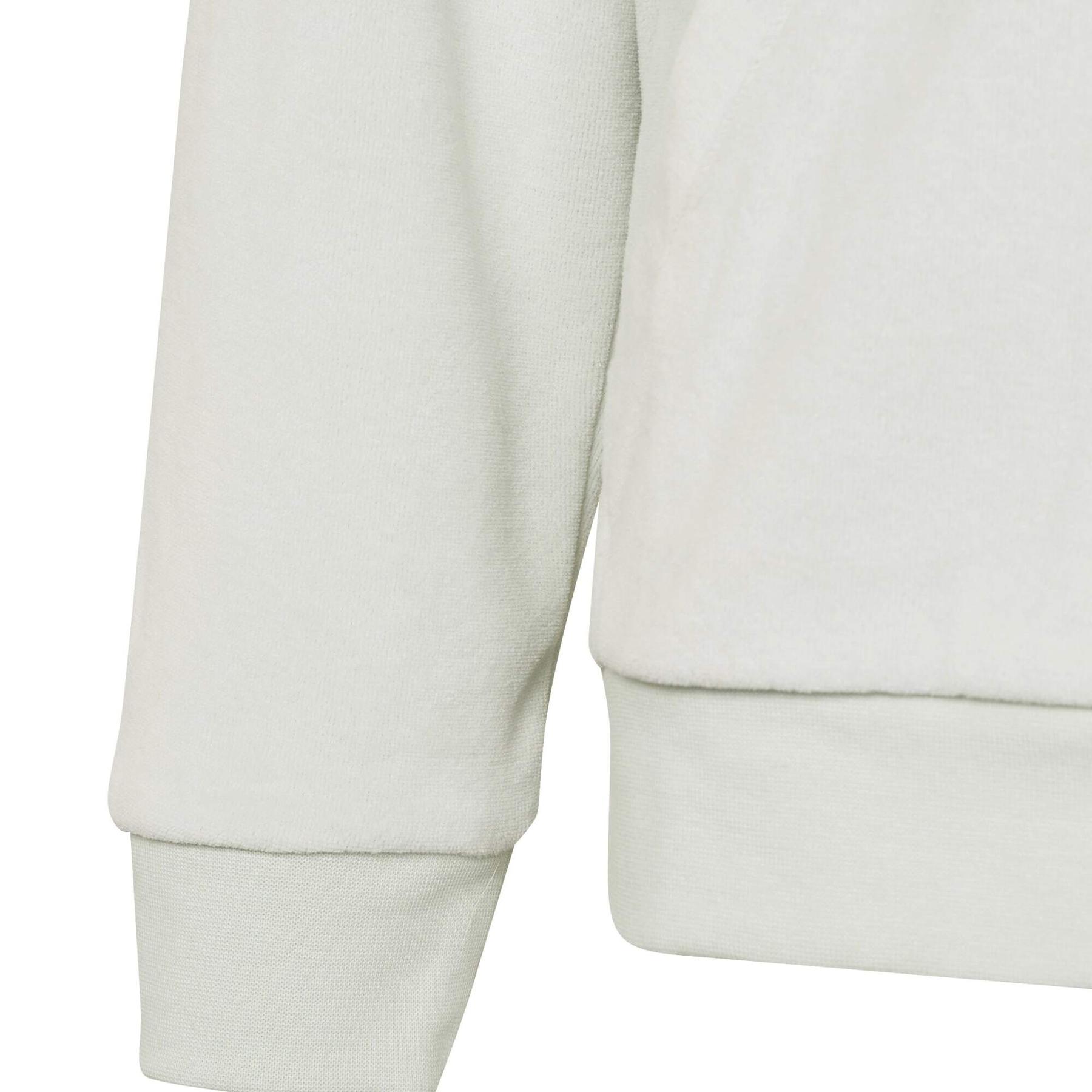product/a/d/adidas_hl2422_5_apparel_photography_detail_view_2_white.jpg