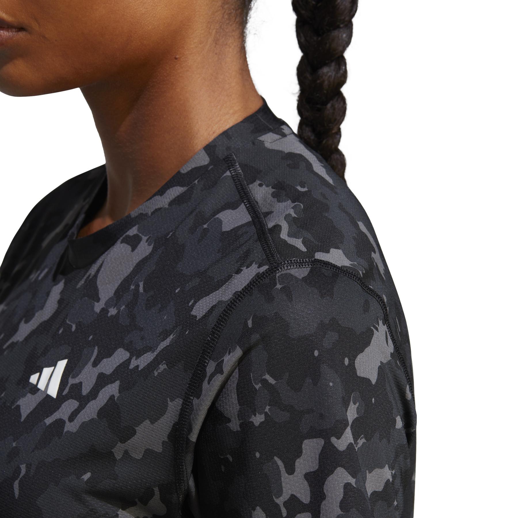 product/a/d/adidas_hm4250_7_apparel_on_model_detail_view_1_white.jpg