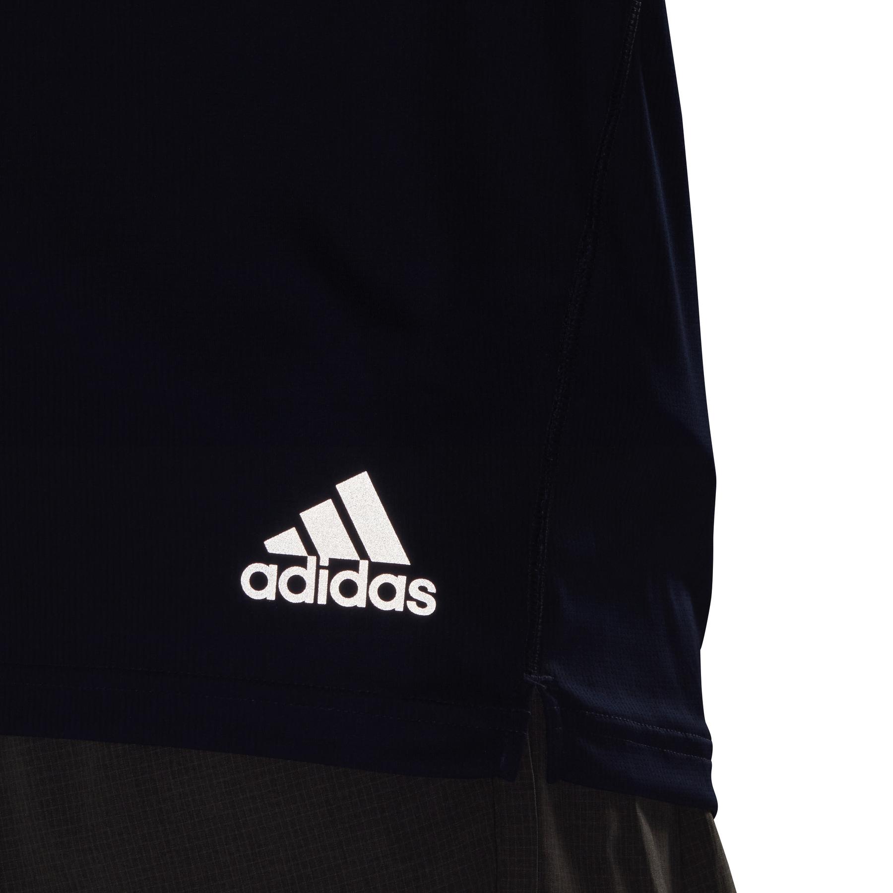 product/a/d/adidas_hm8446_8_apparel_on_model_detail_view_2_white.jpg