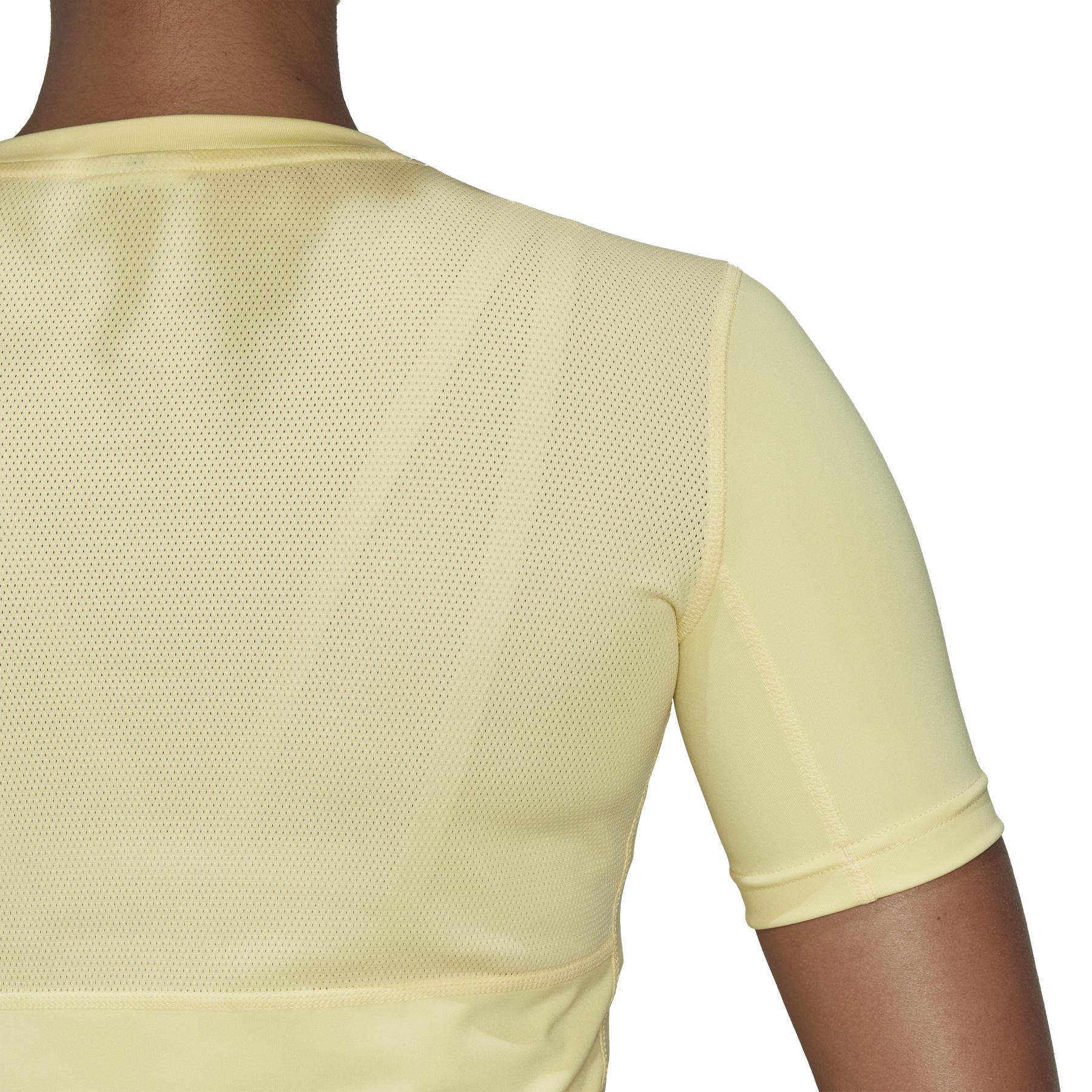 product/a/d/adidas_hn9081_8_apparel_on_model_detail_view_2_white.jpg