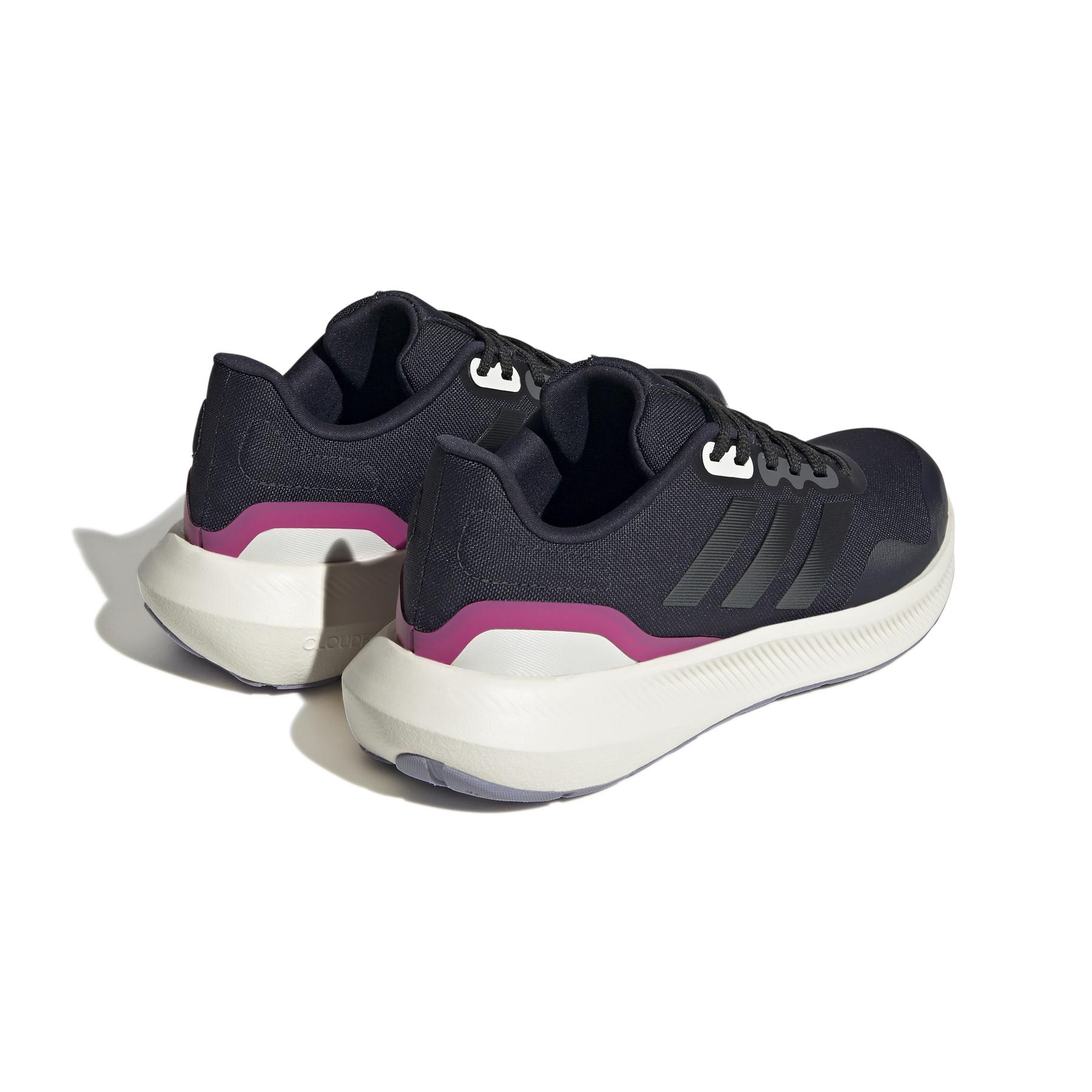 product/a/d/adidas_hp7567_7_footwear_photography_back_lateral_top_view_white.jpg