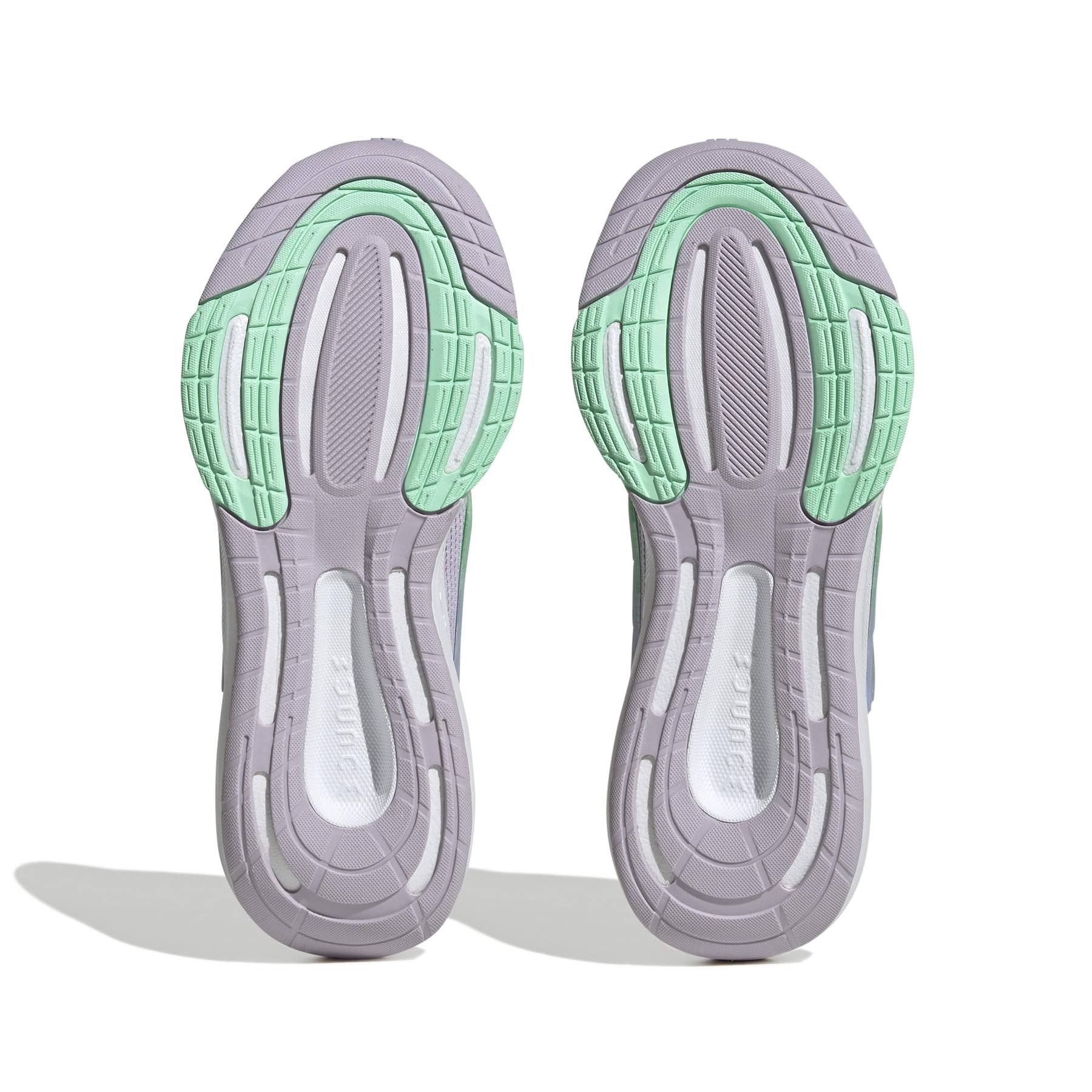 product/a/d/adidas_hq3786_4_footwear_photography_bottom_view_white_000.jpg