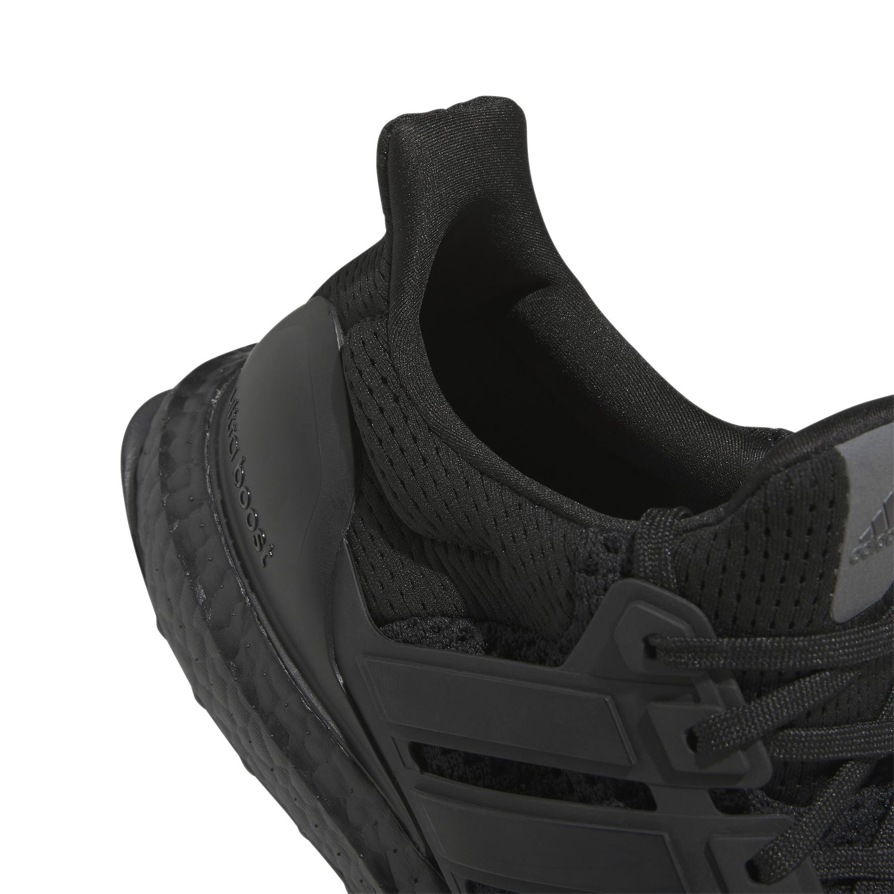 product/a/d/adidas_hq4199_10_footwear_photography_detail_view_3_white.jpg