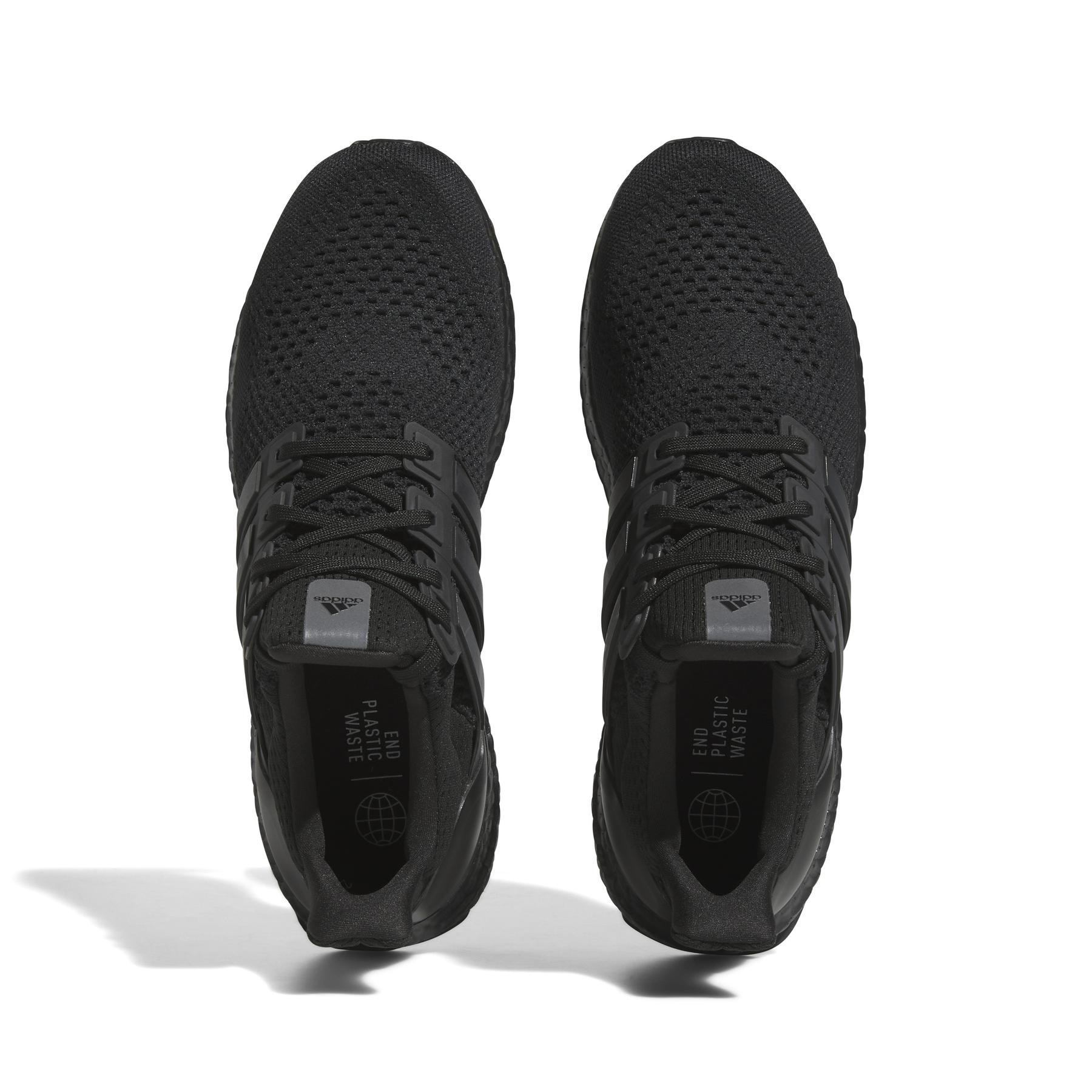 product/a/d/adidas_hq4199_3_footwear_photography_top_portrait_view_white.jpg