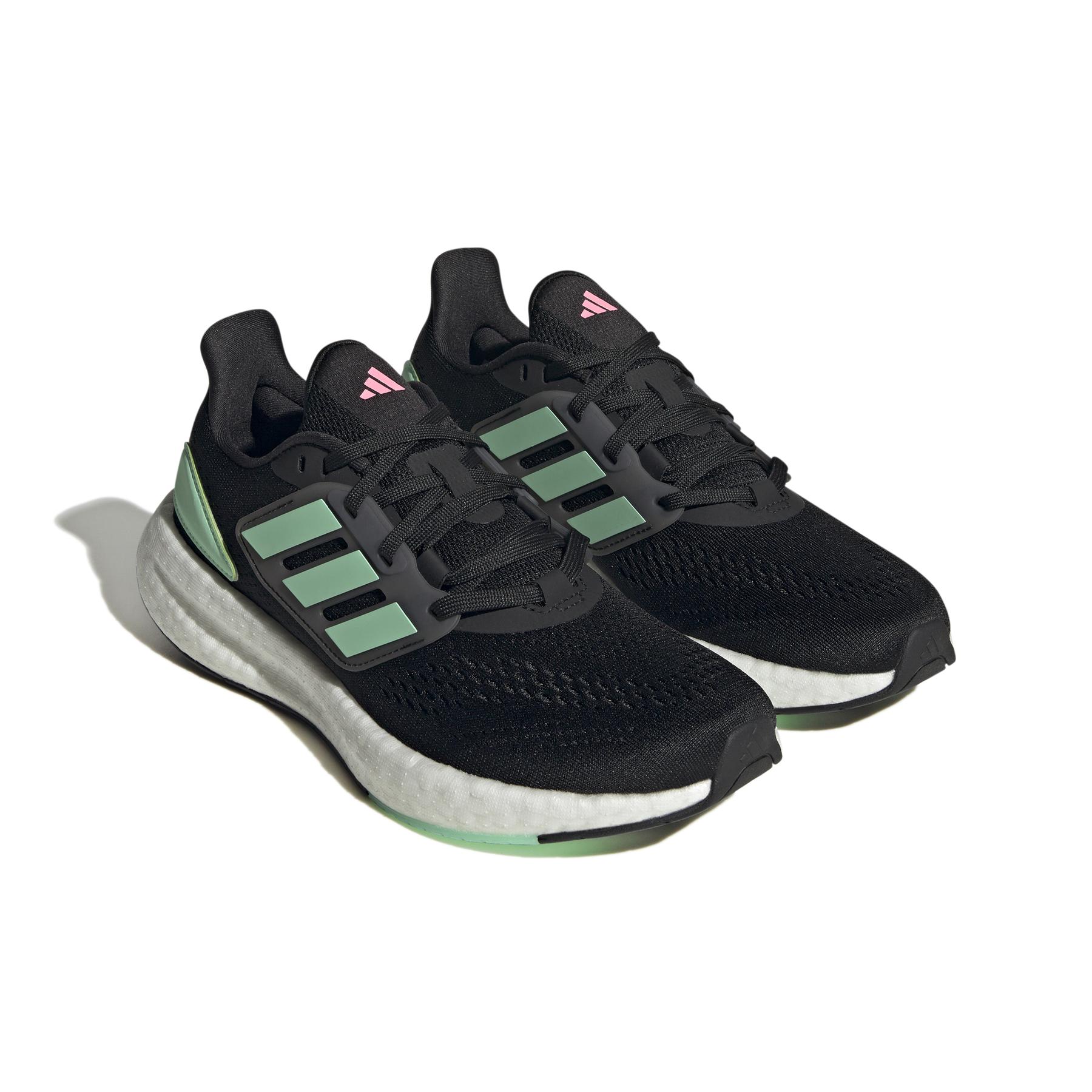 product/a/d/adidas_hq8578_6_footwear_photography_front_lateral_top_view_white_000.jpg