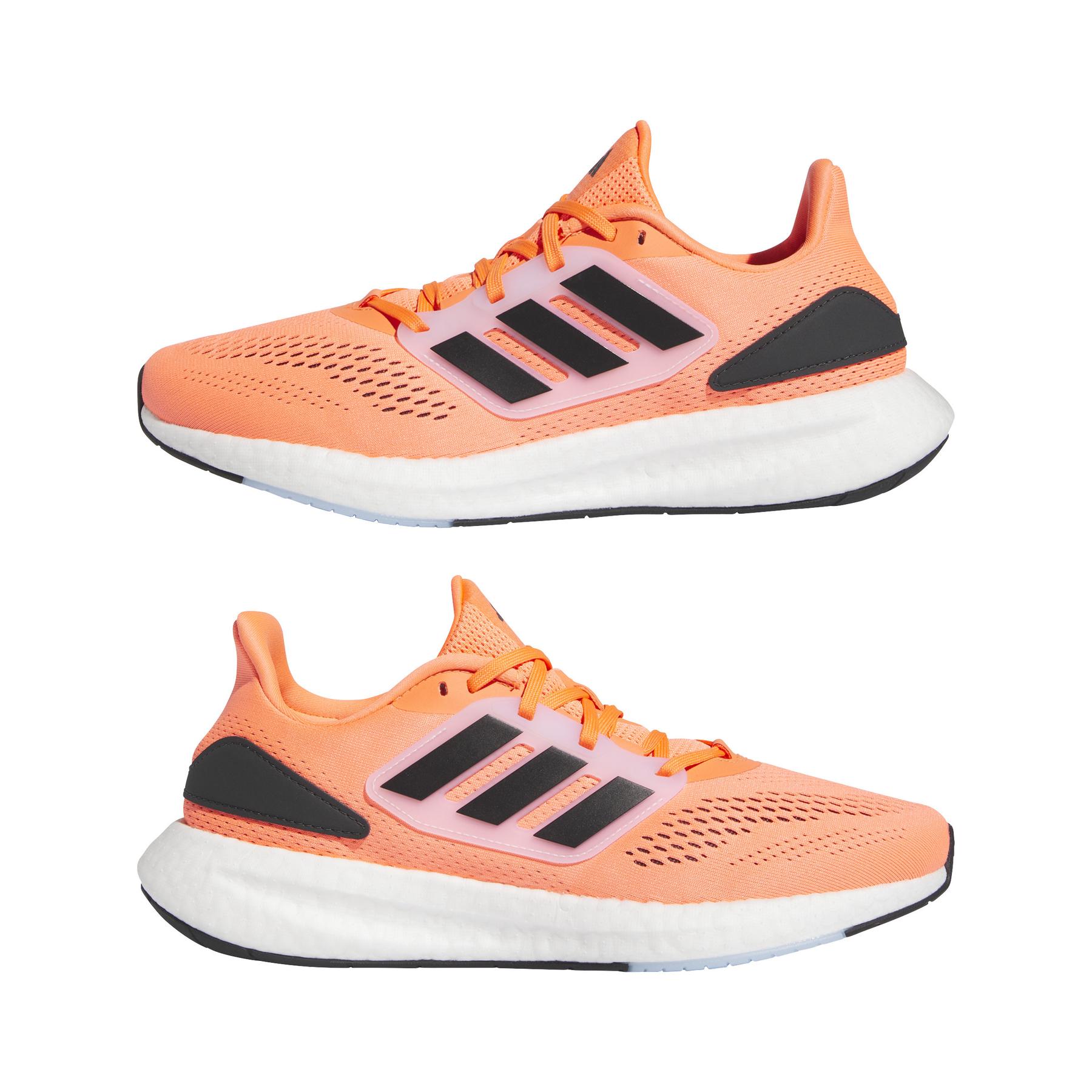 product/a/d/adidas_hq8587_10_footwear_photography_mirrored_pair_view_white00.jpg