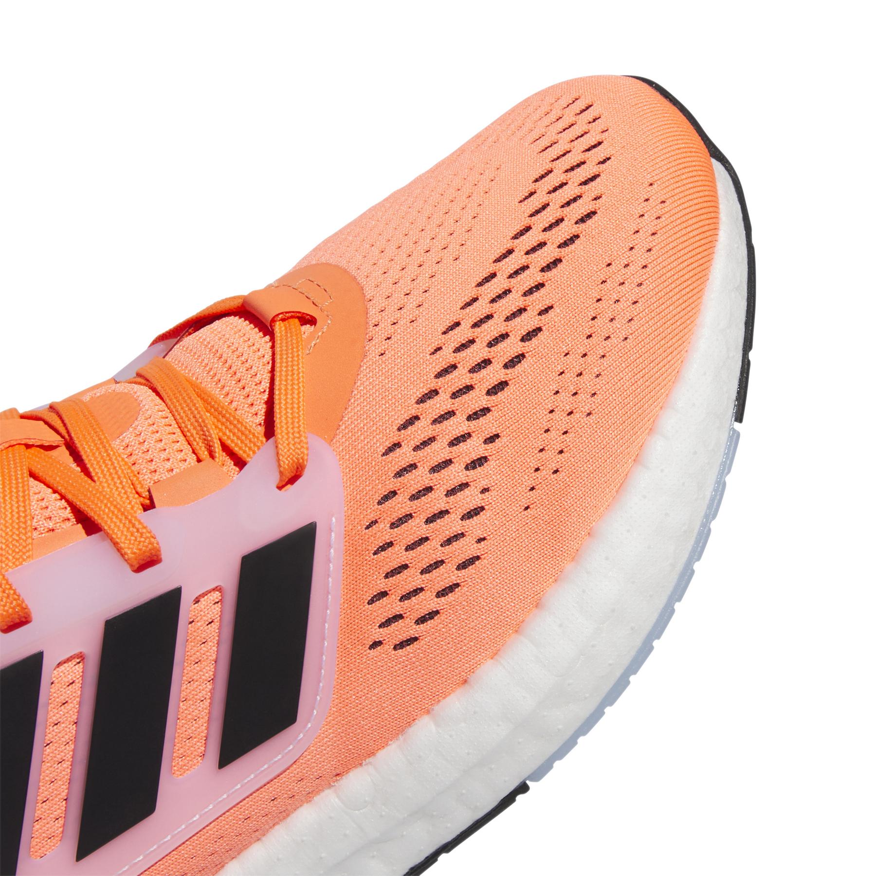product/a/d/adidas_hq8587_9_footwear_photography_detail_view_2_white00.jpg