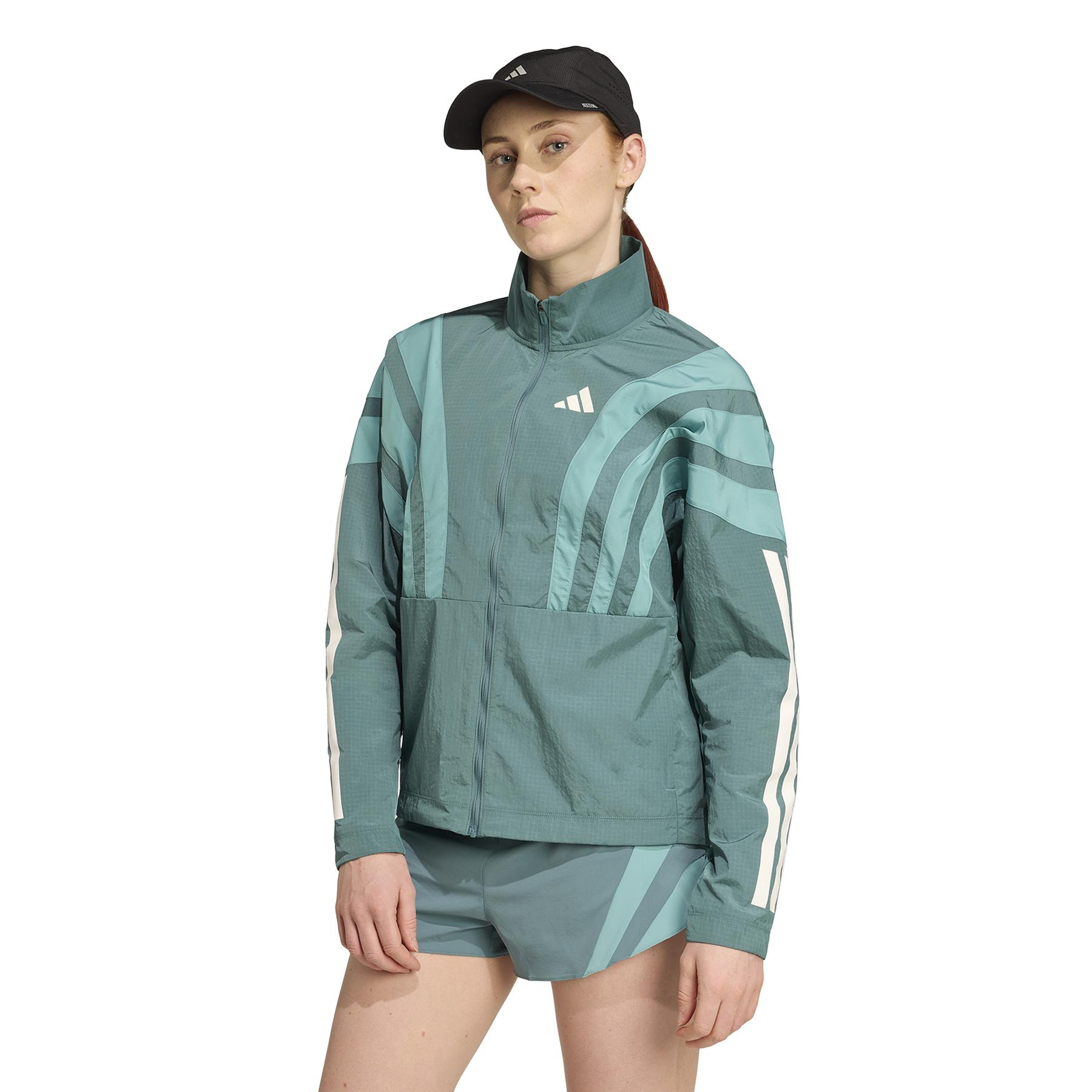 product/a/d/adidas_hz3694_pretea_2.jpg