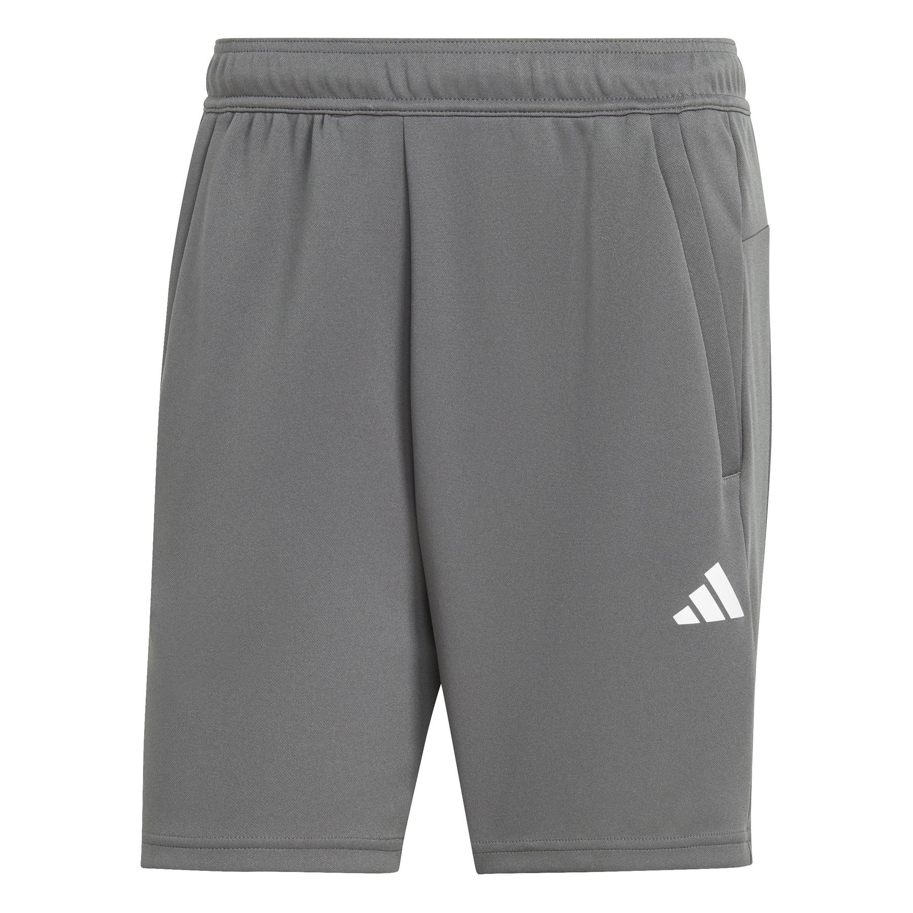 product/a/d/adidas_ia3902_1_apparel_photography_front_view_white.jpg