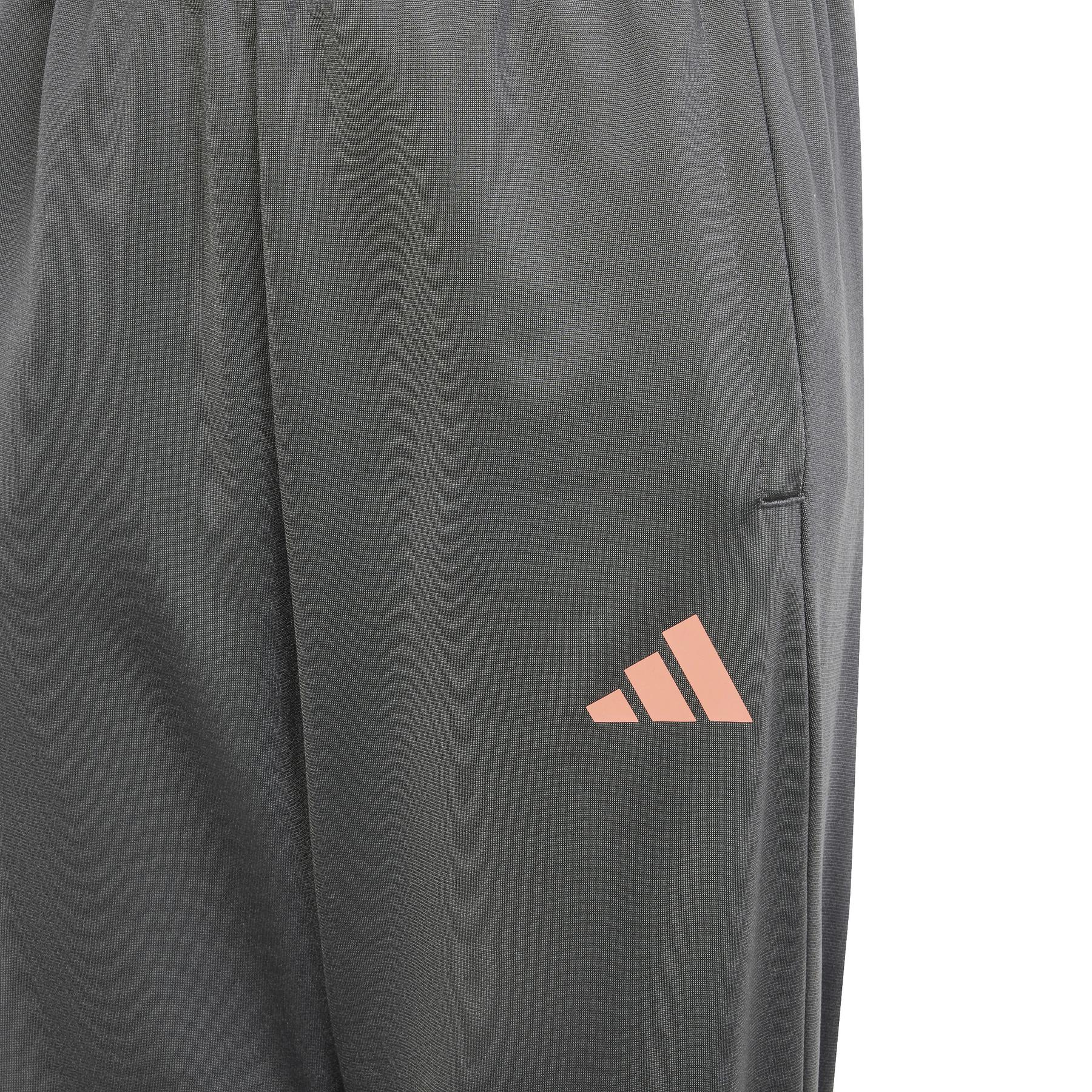 product/a/d/adidas_ic5414_8_apparel_photography_detail_view_3_white.jpg