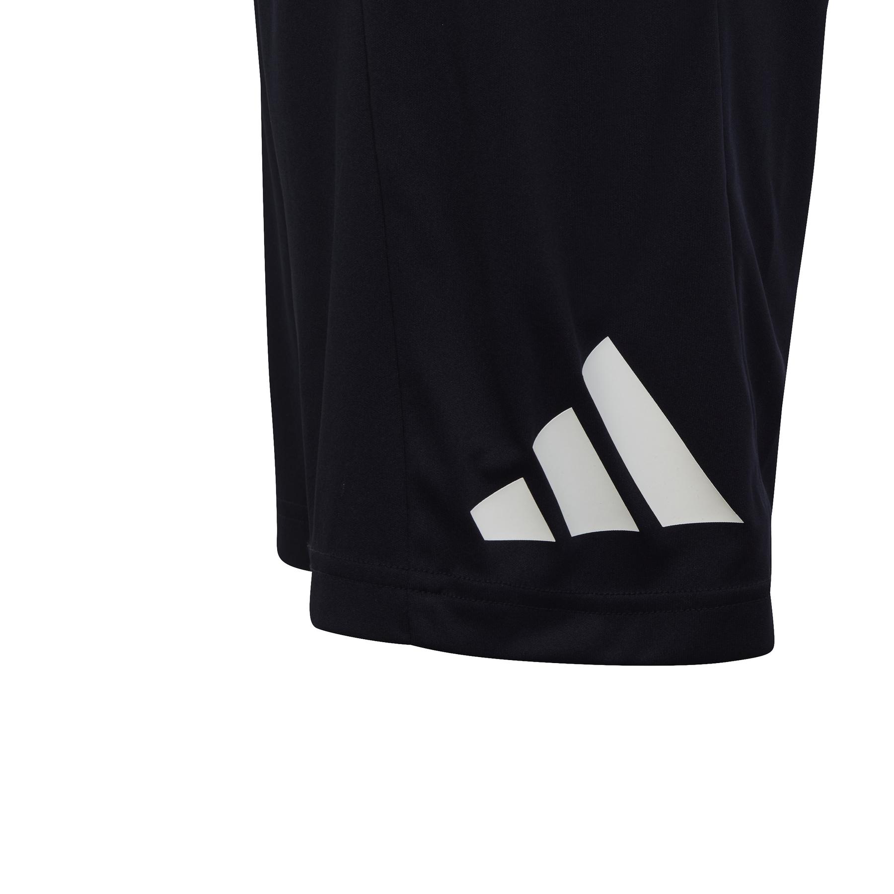 product/a/d/adidas_ic5657_6_apparel_photography_detail_view_3_white.jpg