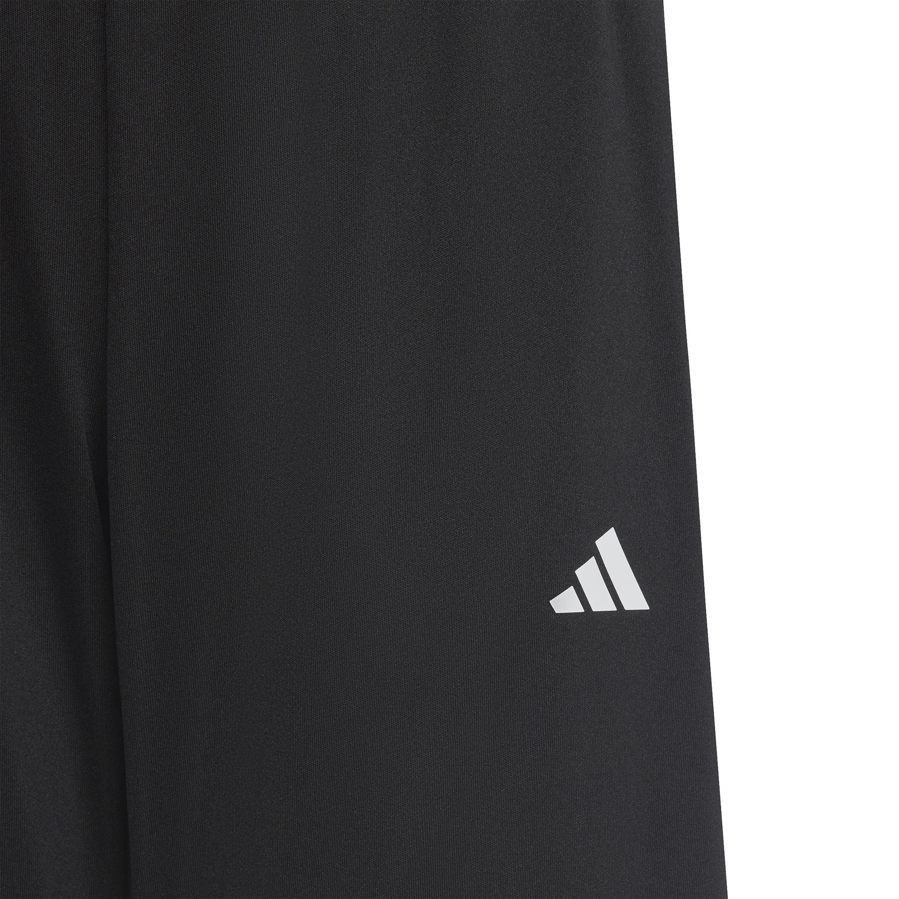 product/a/d/adidas_ic5671_7_apparel_photography_detail_view_2_white.jpg