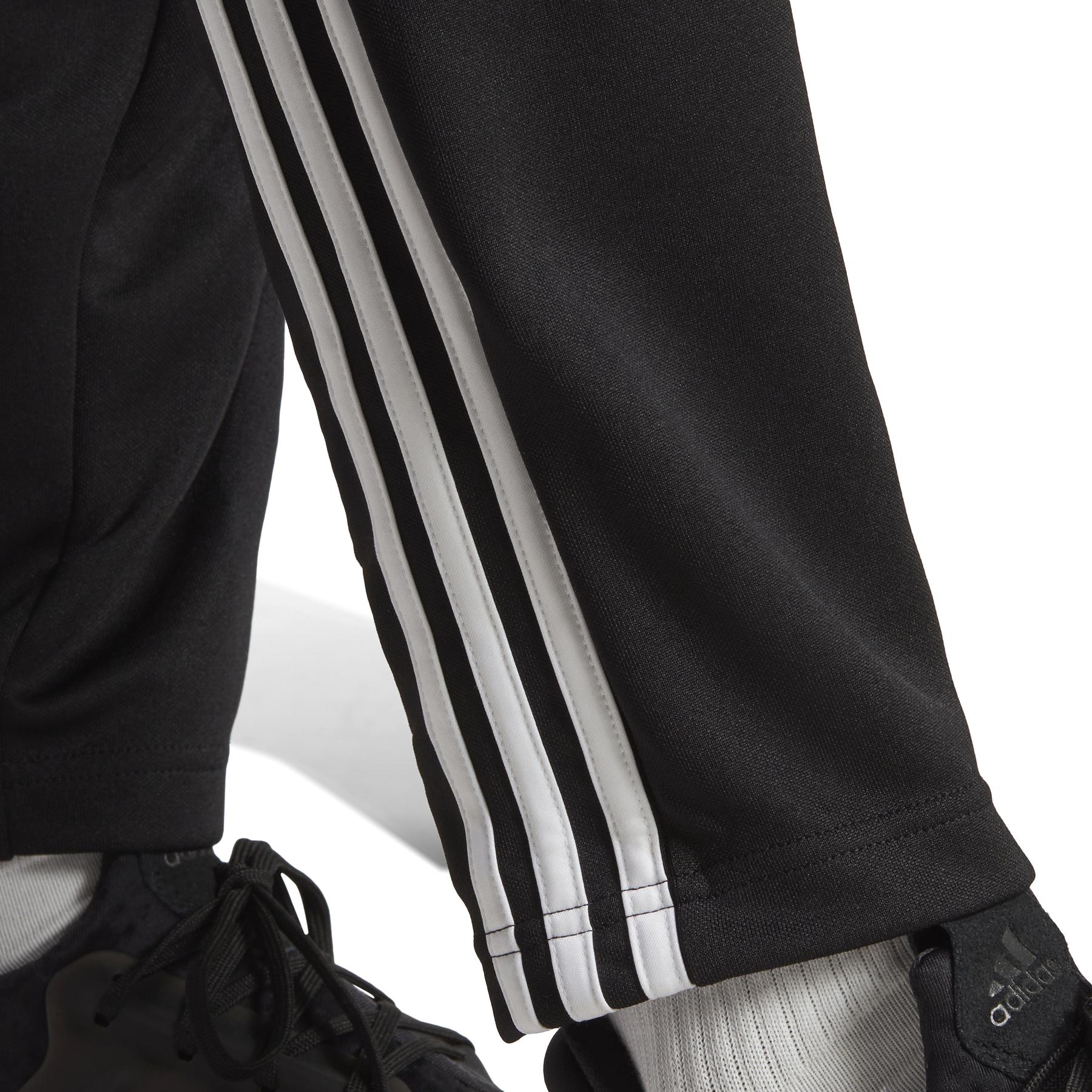 product/a/d/adidas_ic6767_11_apparel_on_model_detail_view_3_white.jpg