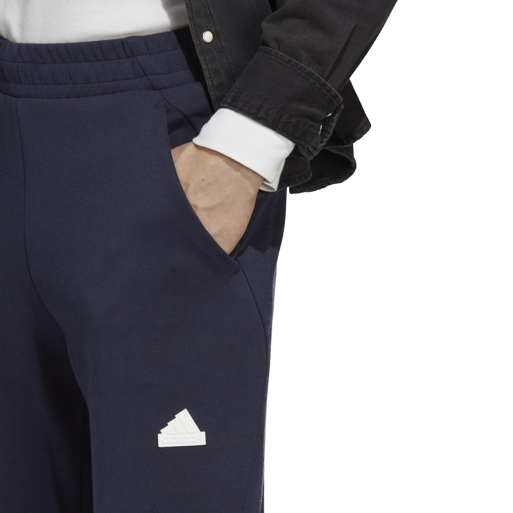 product/a/d/adidas_ic8033_6_apparel_on_model_detail_view_1_white.jpg