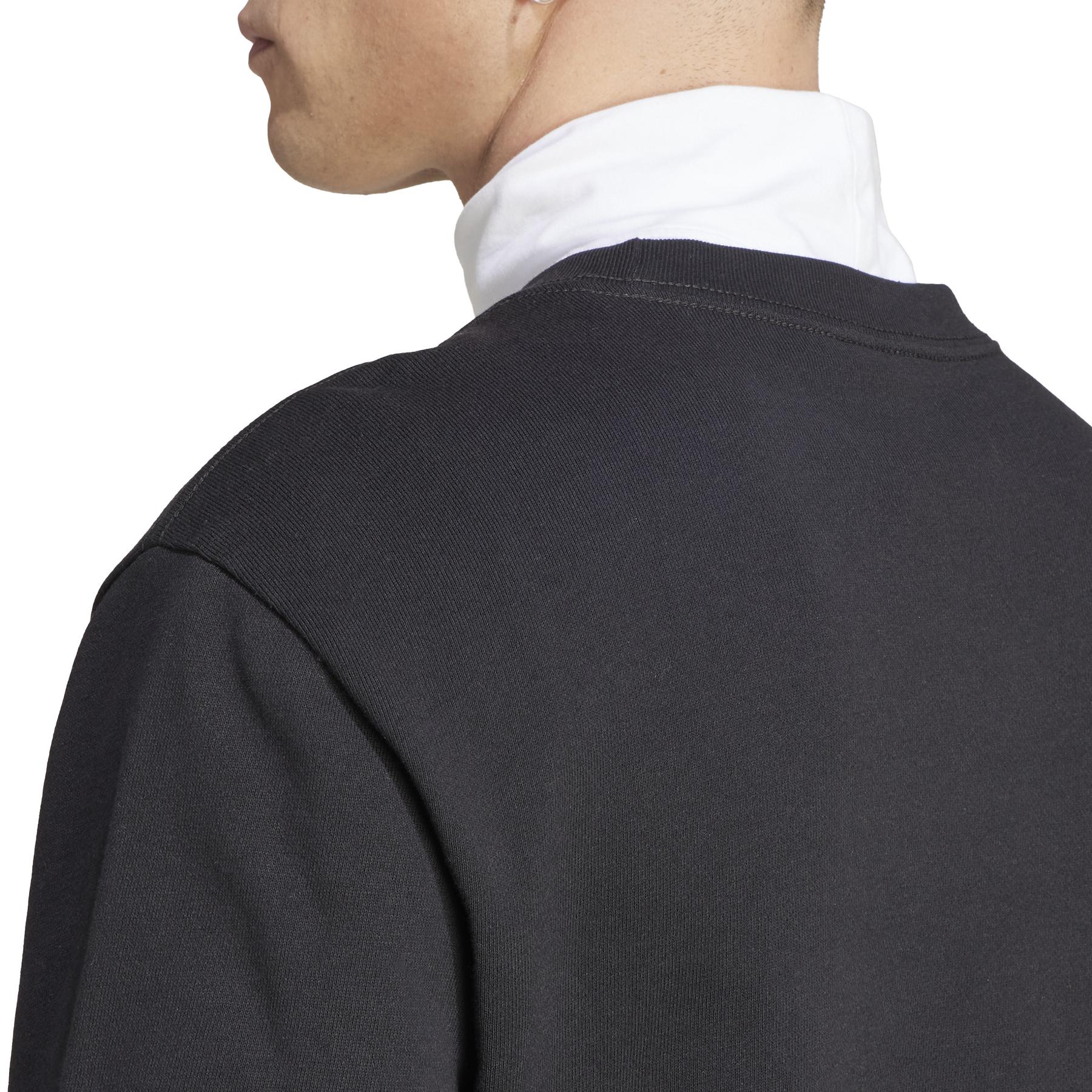 product/a/d/adidas_ic9329_10_apparel_on_model_detail_view_3_white.jpg