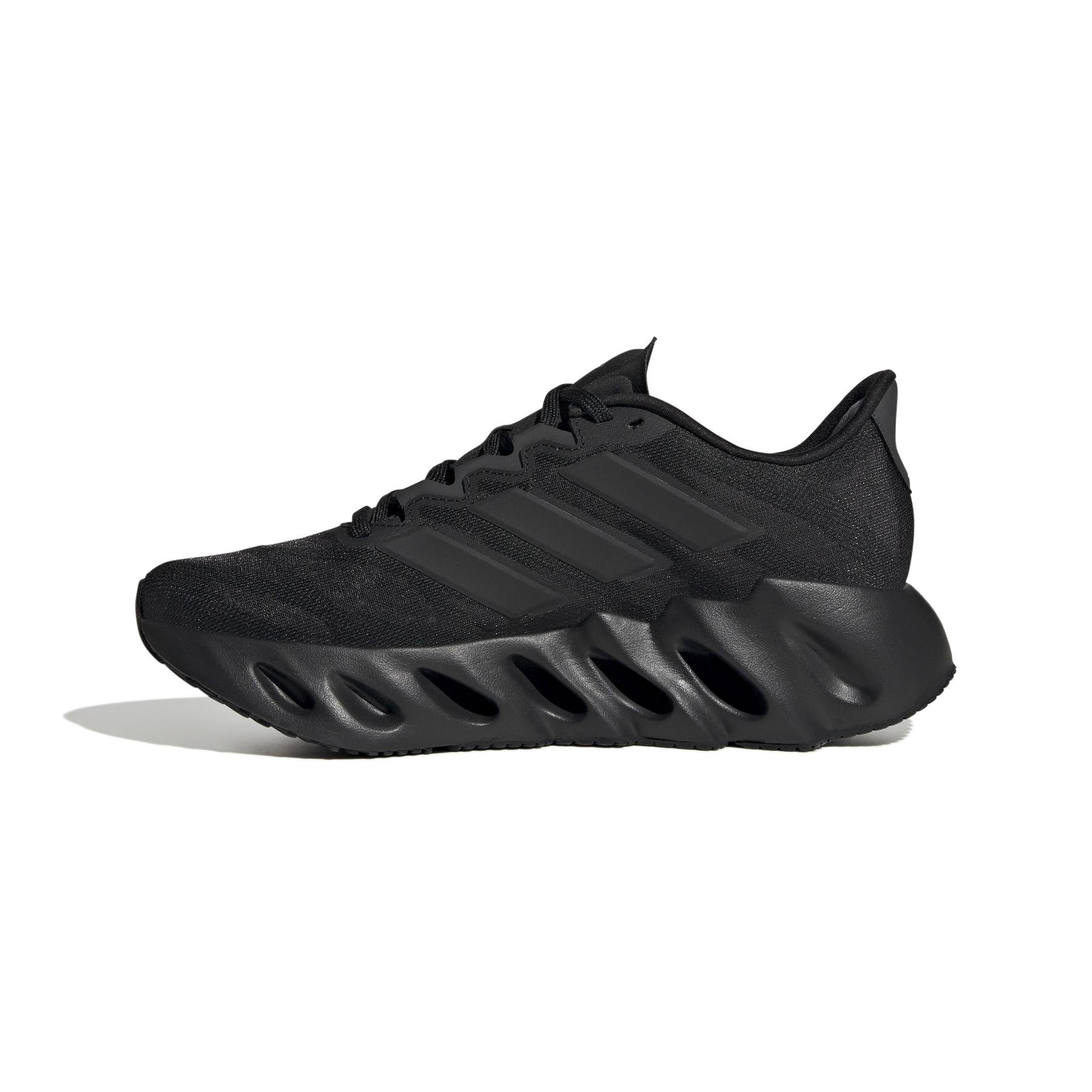 product/a/d/adidas_id1787_5_footwear_photography_side_medial_center_view_white_bv.jpg