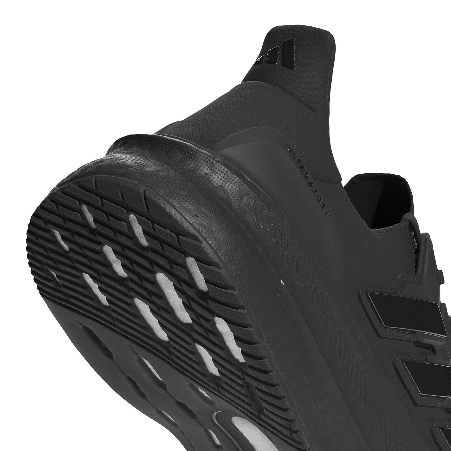 product/a/d/adidas_id8812_9_footwear_photography_detail_view_2_white.jpg