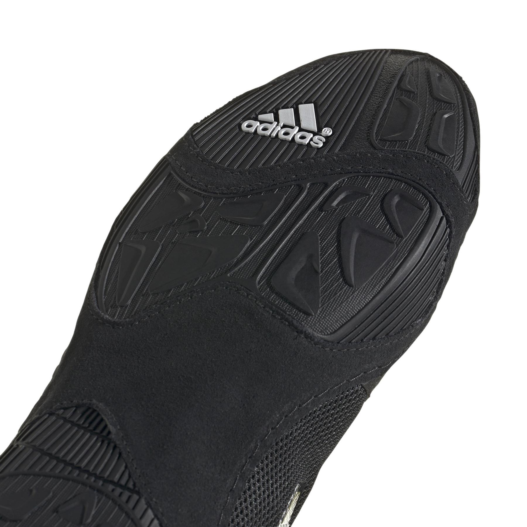 product/a/d/adidas_ie3207_8_footwear_photography_detail_view_1_white.jpg