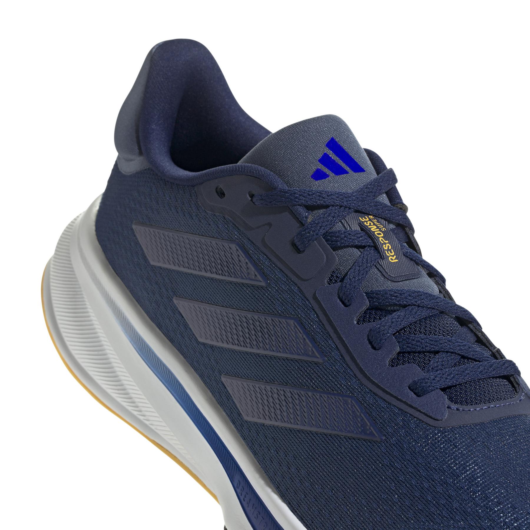 product/a/d/adidas_if8598_9_footwear_photography_detail_view_2_white.jpg