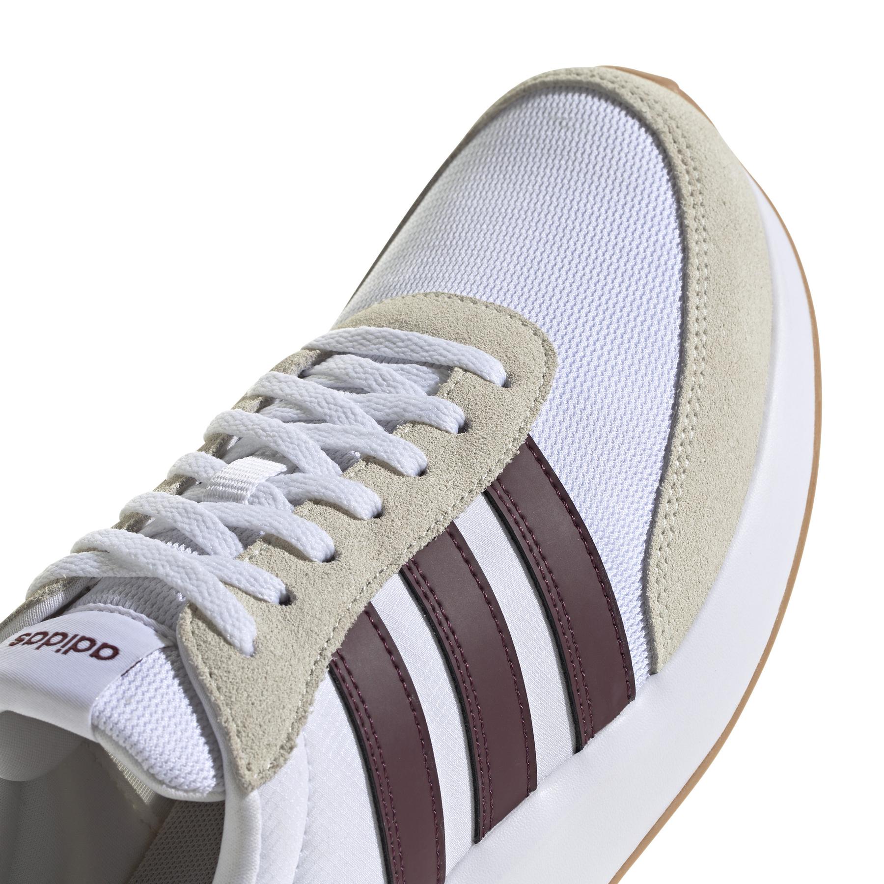 product/a/d/adidas_ig1182_9_footwear_photography_detail_view_2_white.jpg