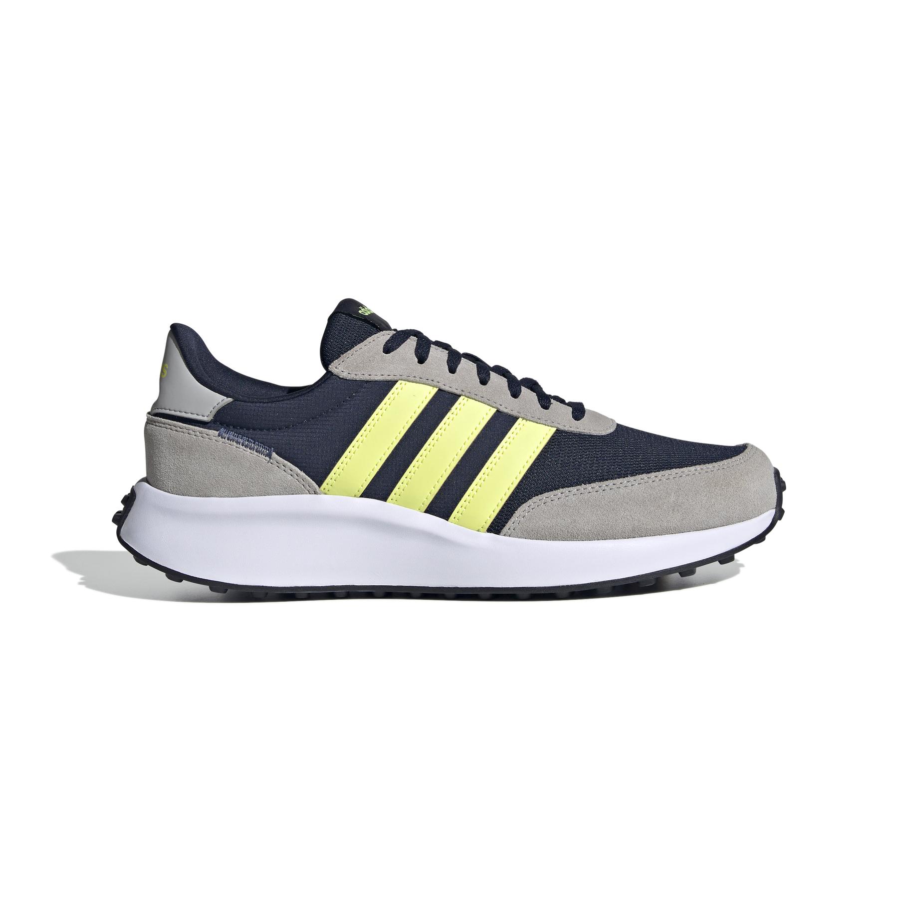 product/a/d/adidas_ig1184_1_footwear_photography_side_lateral_center_view_white.jpg
