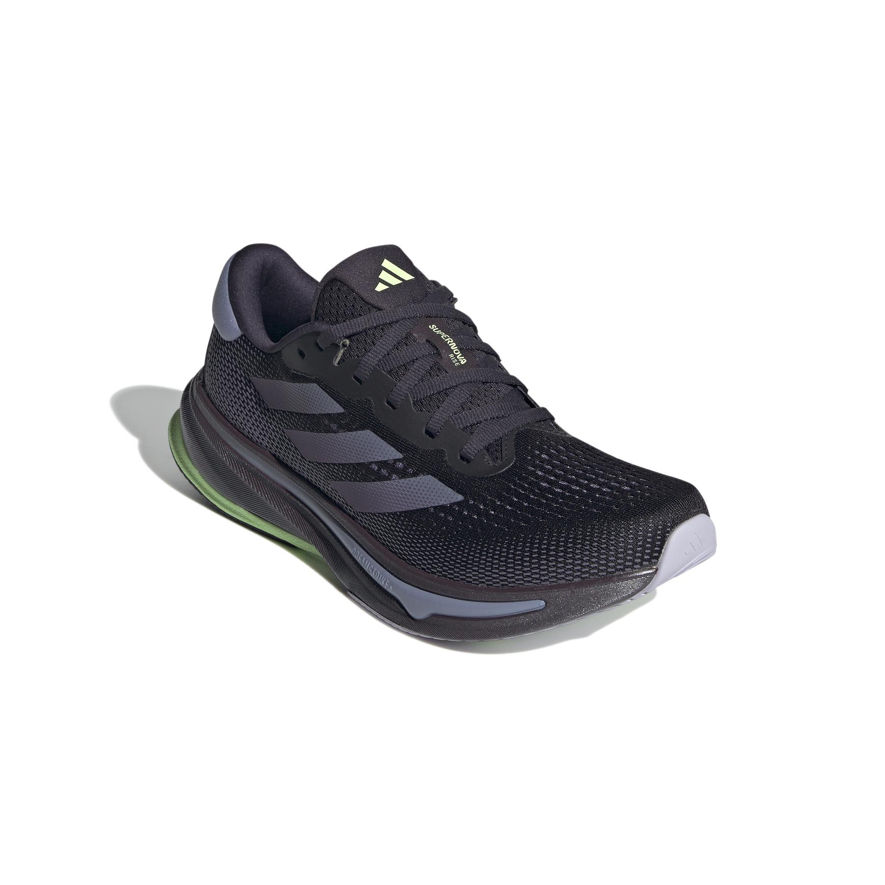 product/a/d/adidas_ig5839_6_footwear_photography_front_lateral_top_view_white-nw052424.jpg