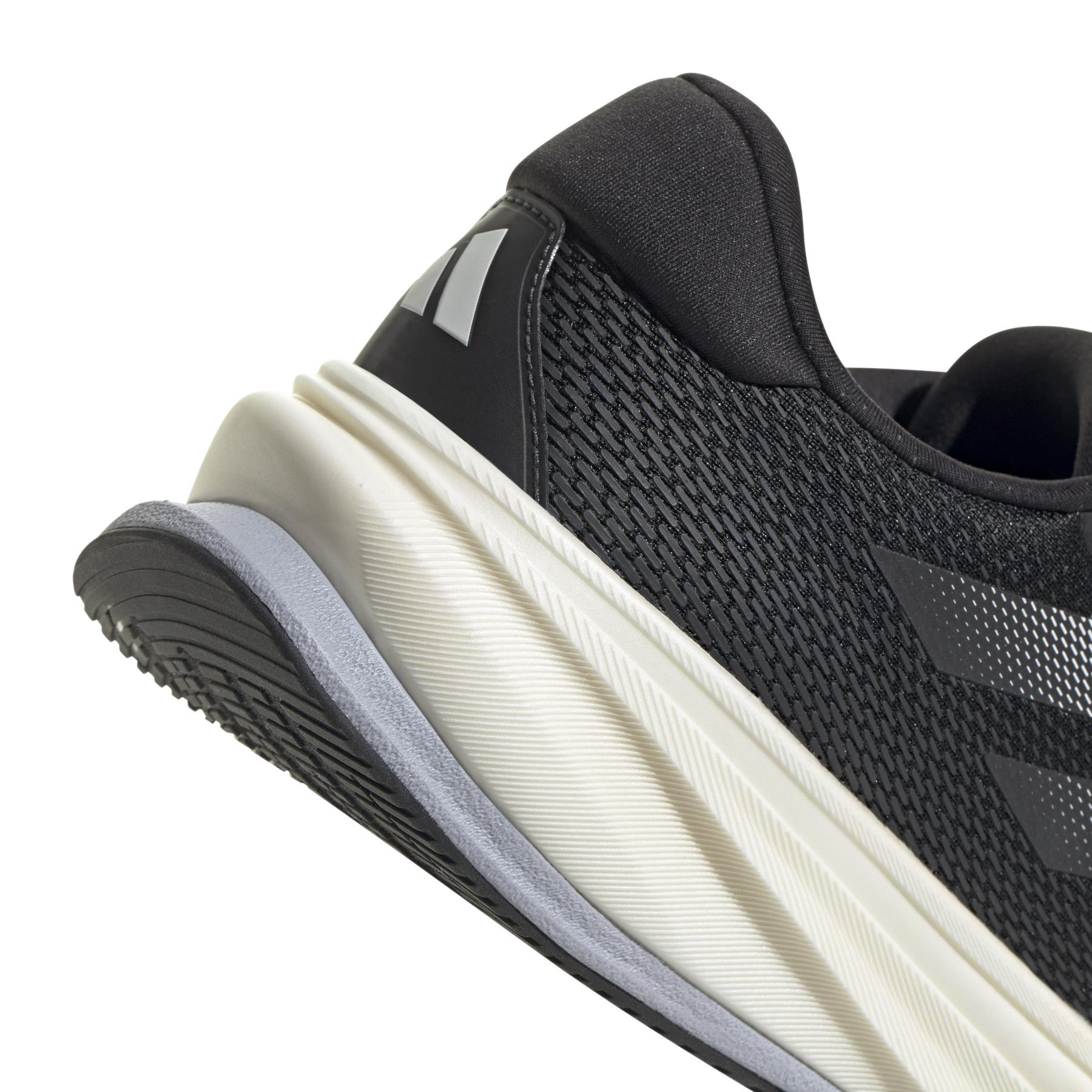 product/a/d/adidas_ig5844_8_footwear_photography_detail_view_1_white.jpg