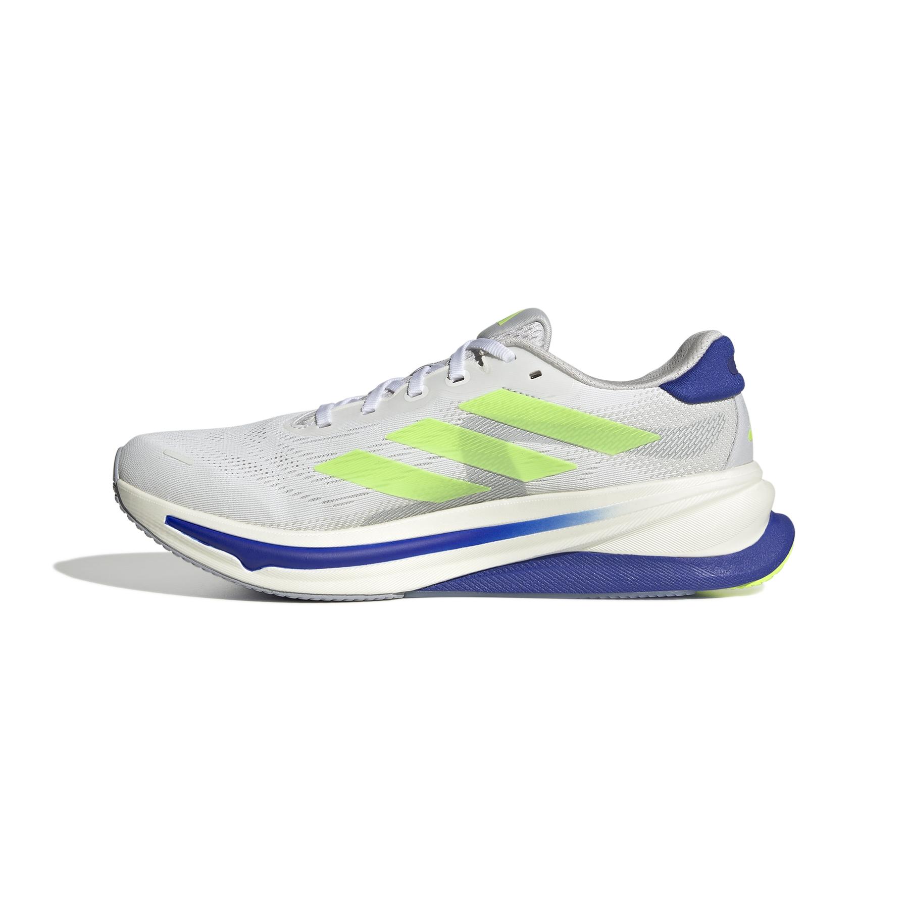 product/a/d/adidas_ih2581_4_footwear_photography_side_medial_center_view_white-nw091625.jpg