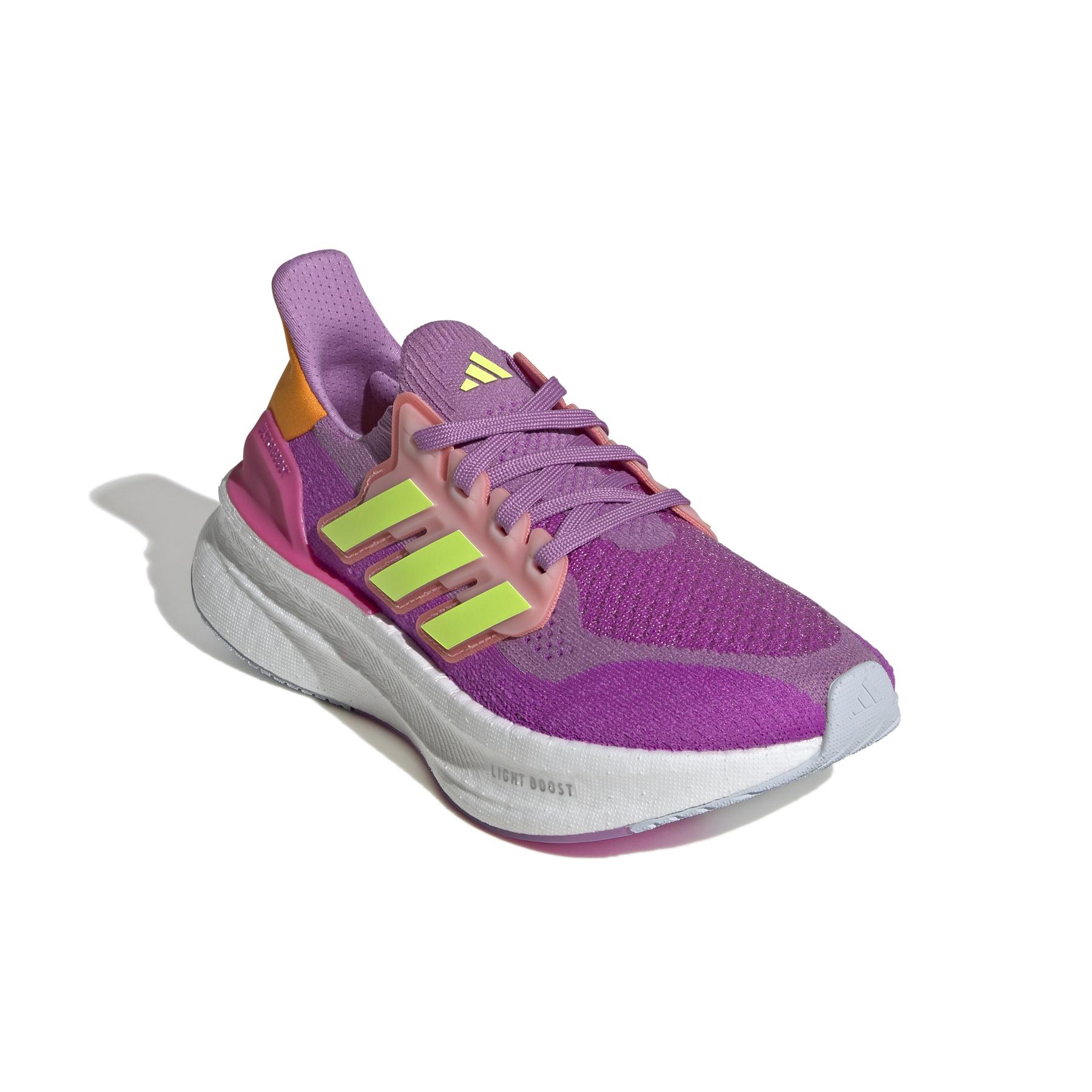 product/a/d/adidas_ih7596_6_footwear_photography_front_lateral_top_view_white.jpg