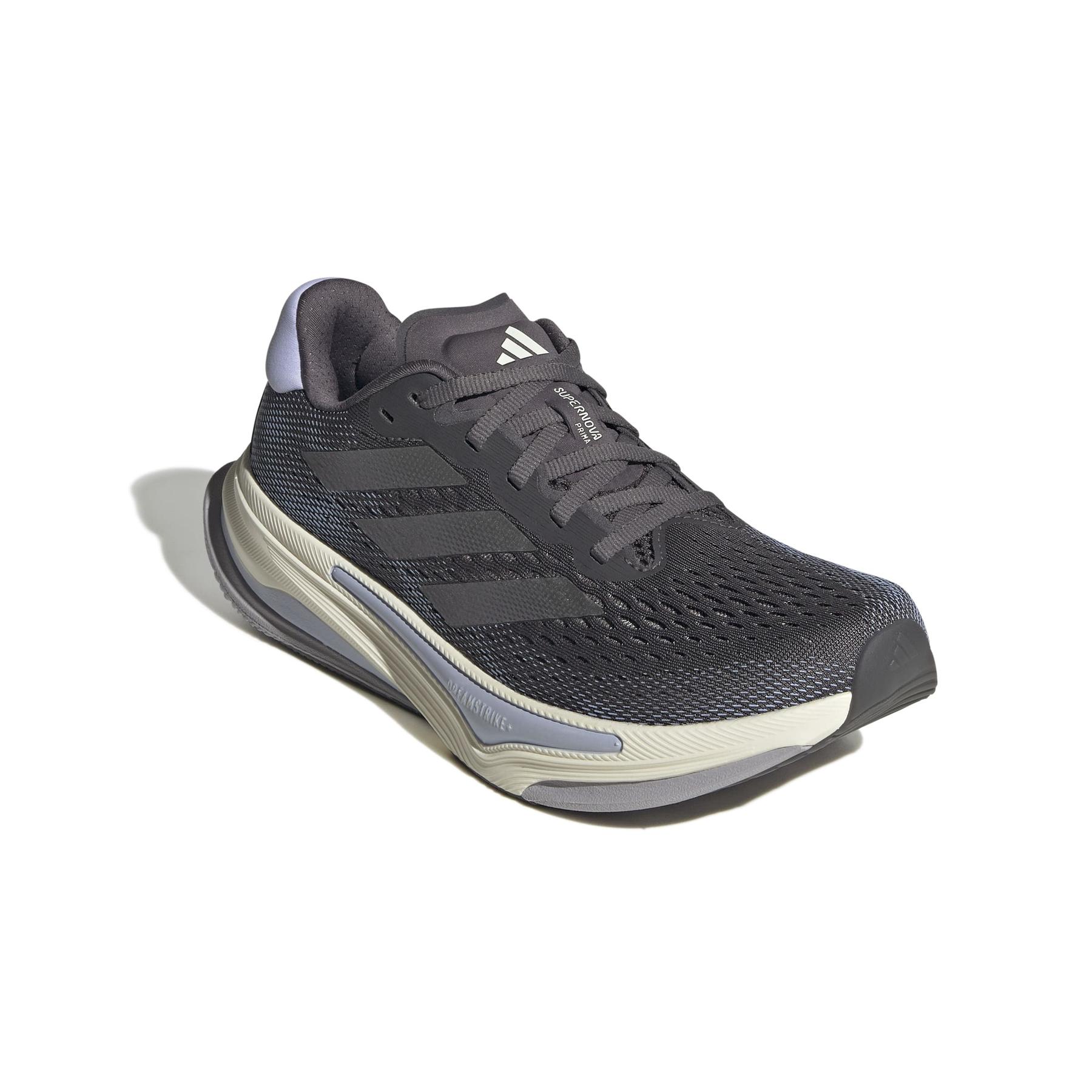 product/a/d/adidas_ih8638_6_footwear_photography_front_lateral_top_view_white-nw091625.jpg