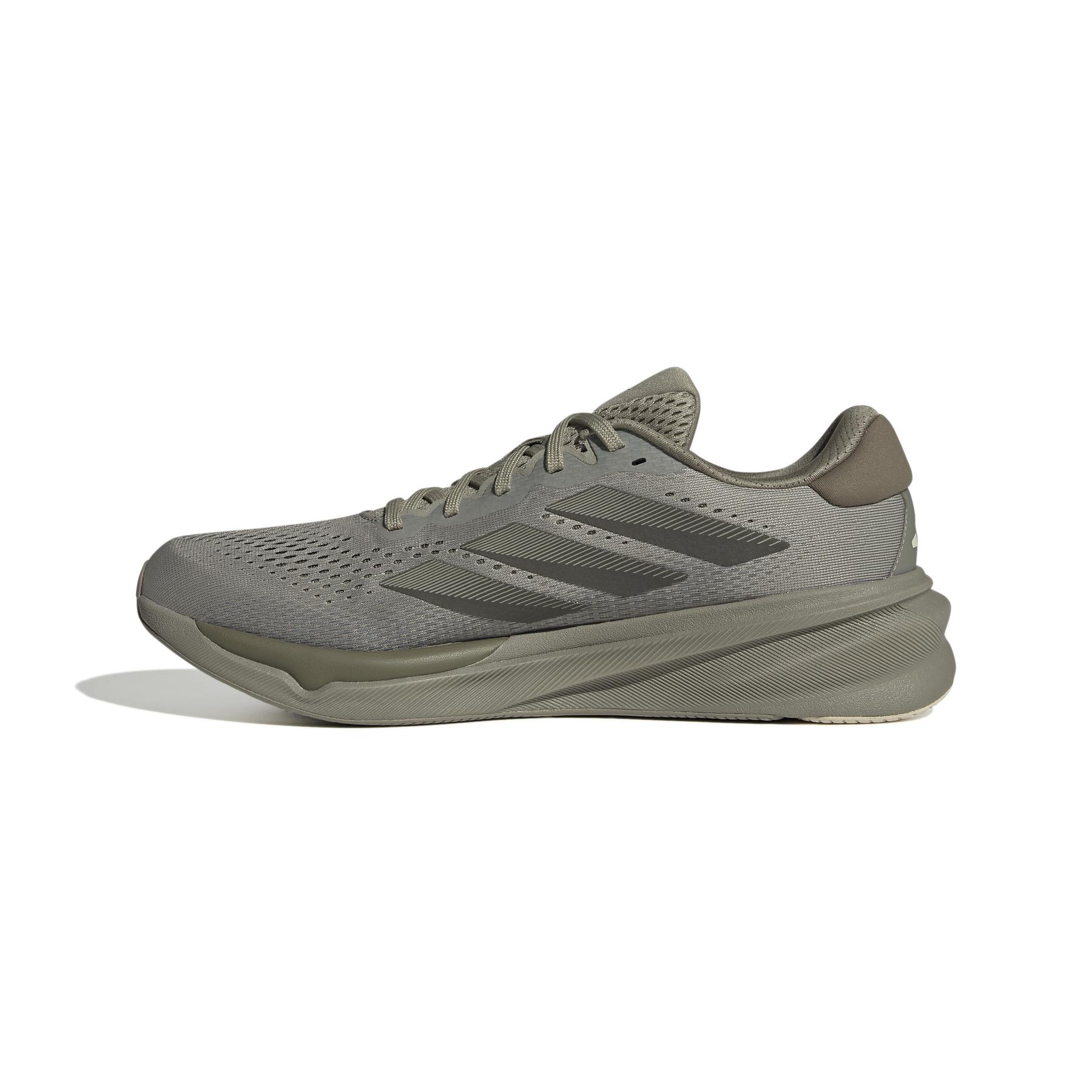 product/a/d/adidas_ih8646_5_footwear_photography_side_medial_center_view_white-nw091625.jpg