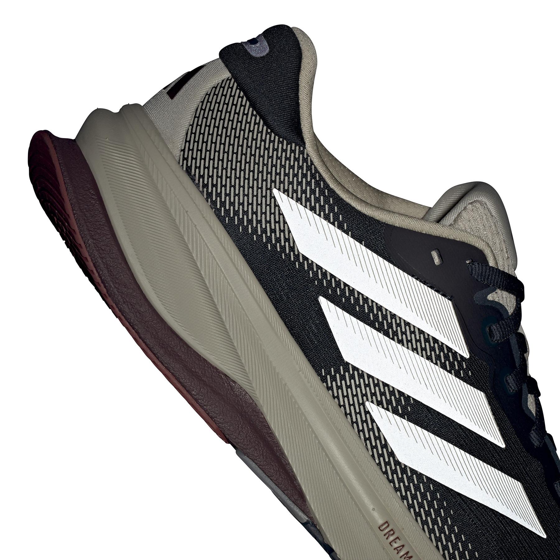 product/a/d/adidas_ih8719_13_footwear_photography_reflective_detail_white-nw091625.jpg