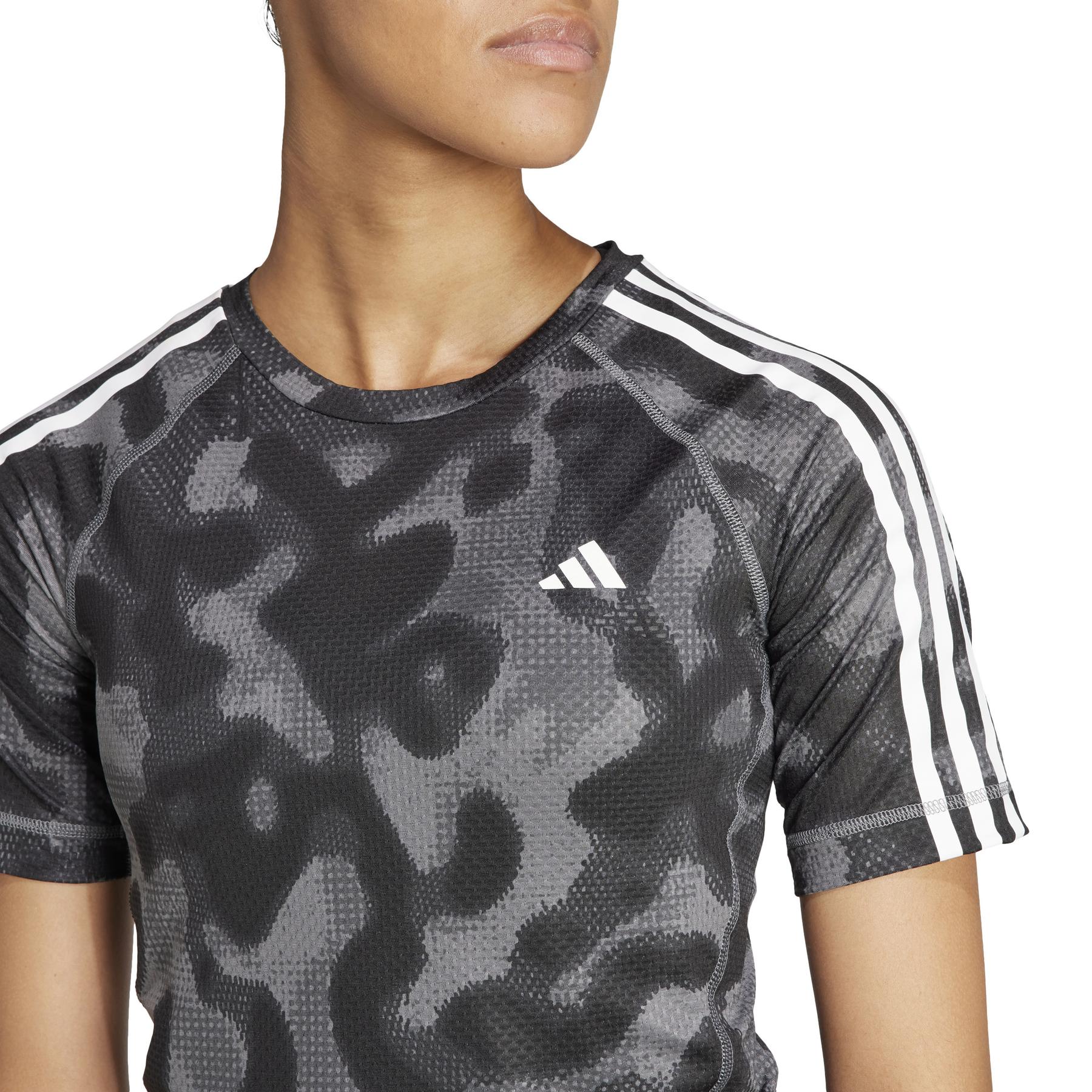 product/a/d/adidas_ik5012_7_apparel_on_model_detail_view_2_white.jpg