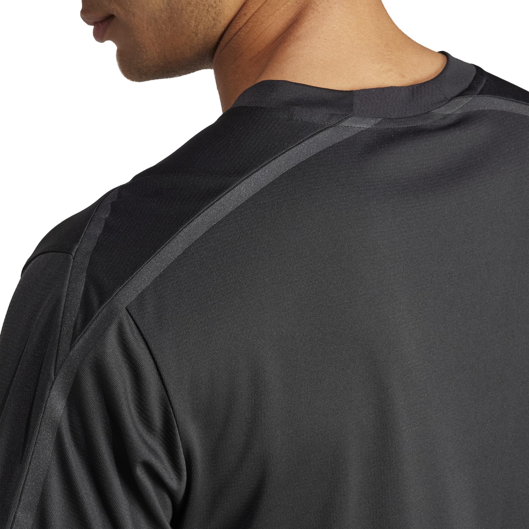 product/a/d/adidas_ik9688_7_apparel_on_model_detail_view_1_white.jpg