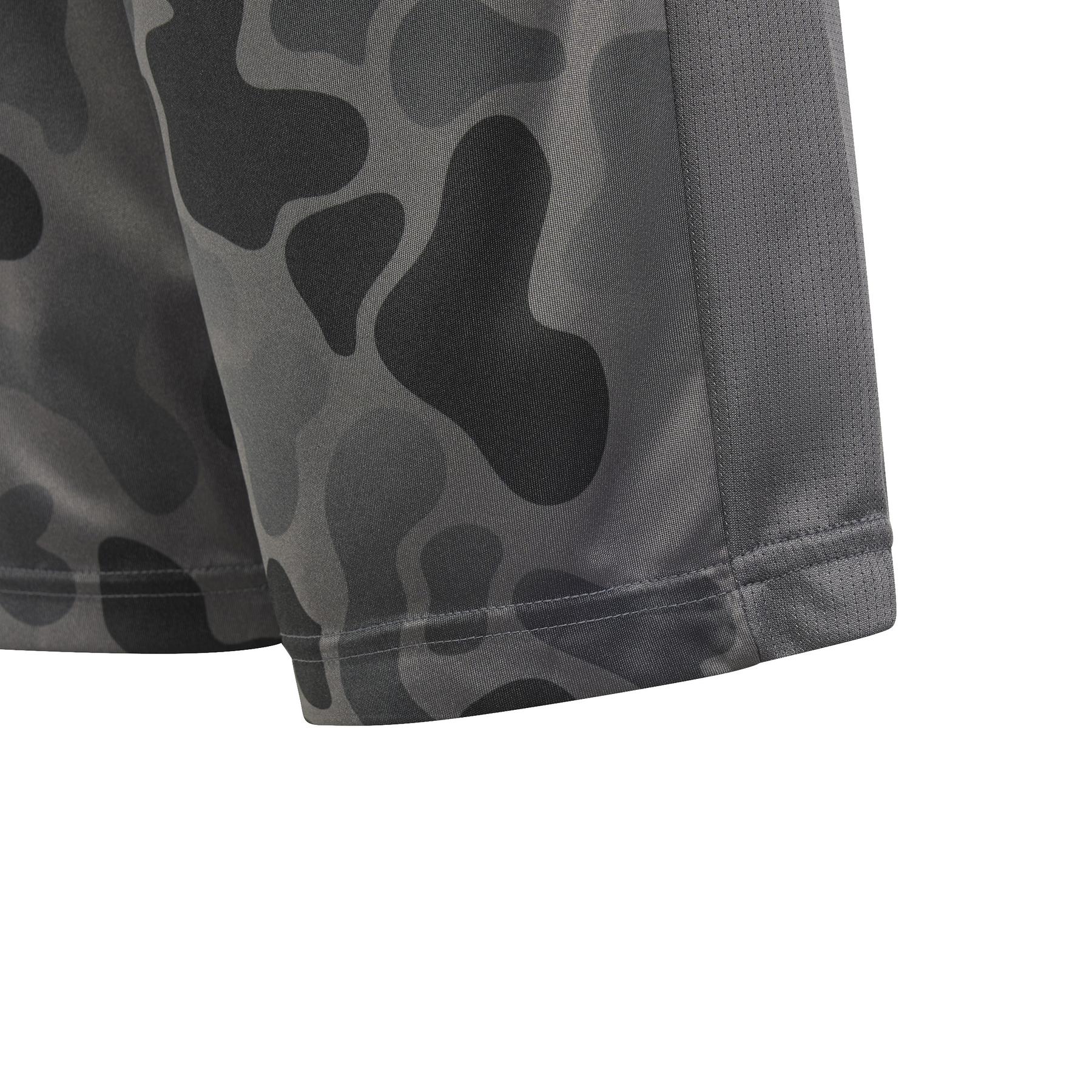 product/a/d/adidas_ip3982_5_apparel_photography_detail_view_2_white.jpg