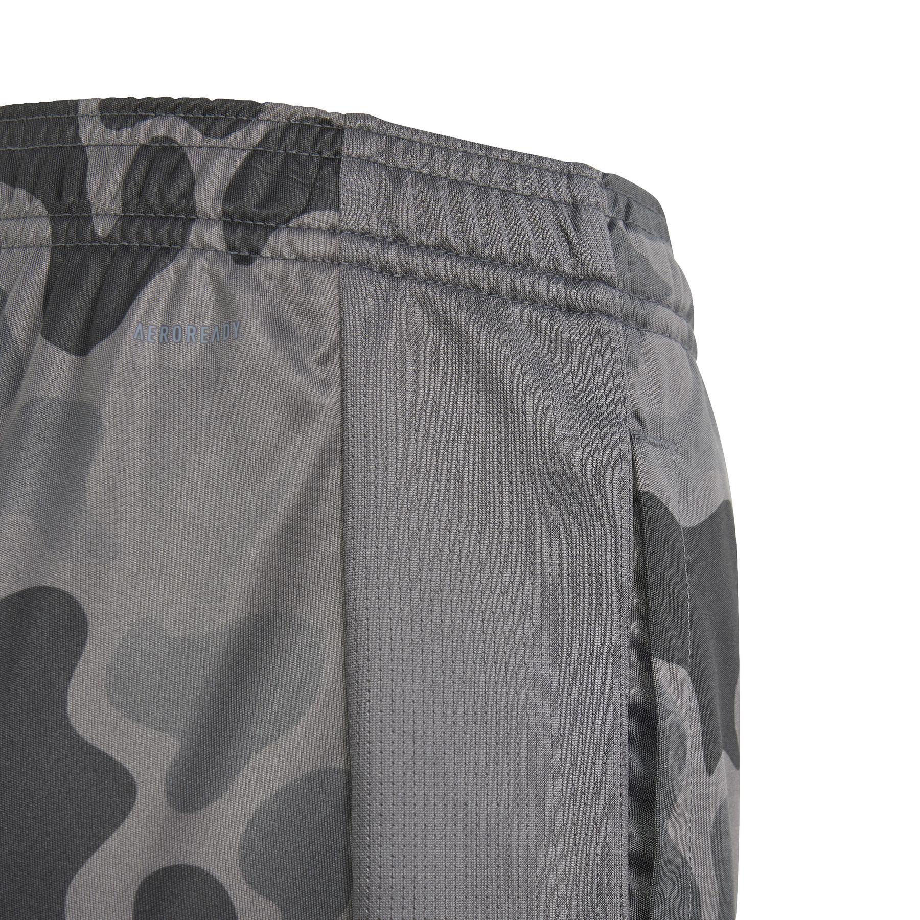 product/a/d/adidas_ip3982_6_apparel_photography_detail_view_3_white.jpg