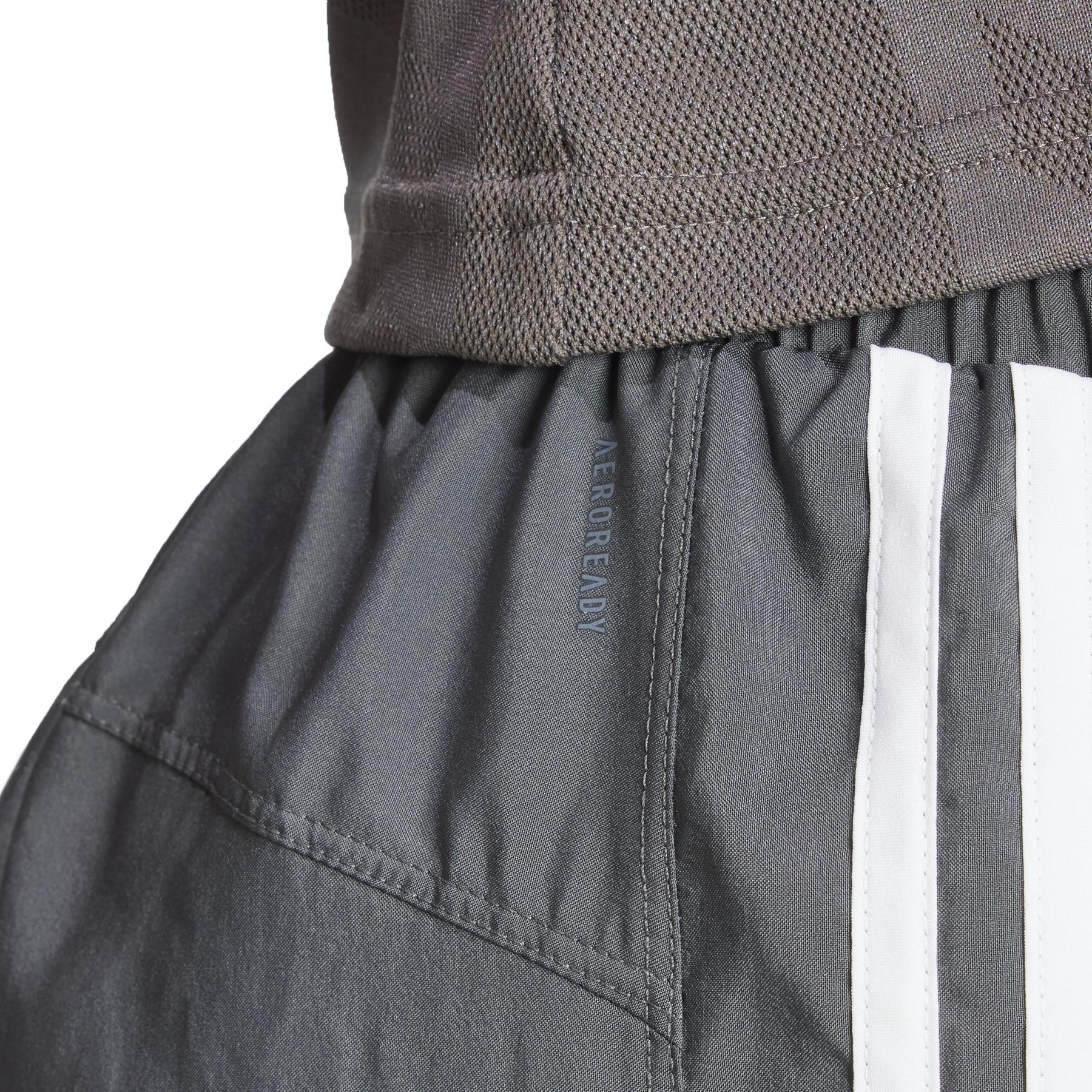 product/a/d/adidas_is2173_7_apparel_on_model_detail_view_1_white-nw040724.jpg