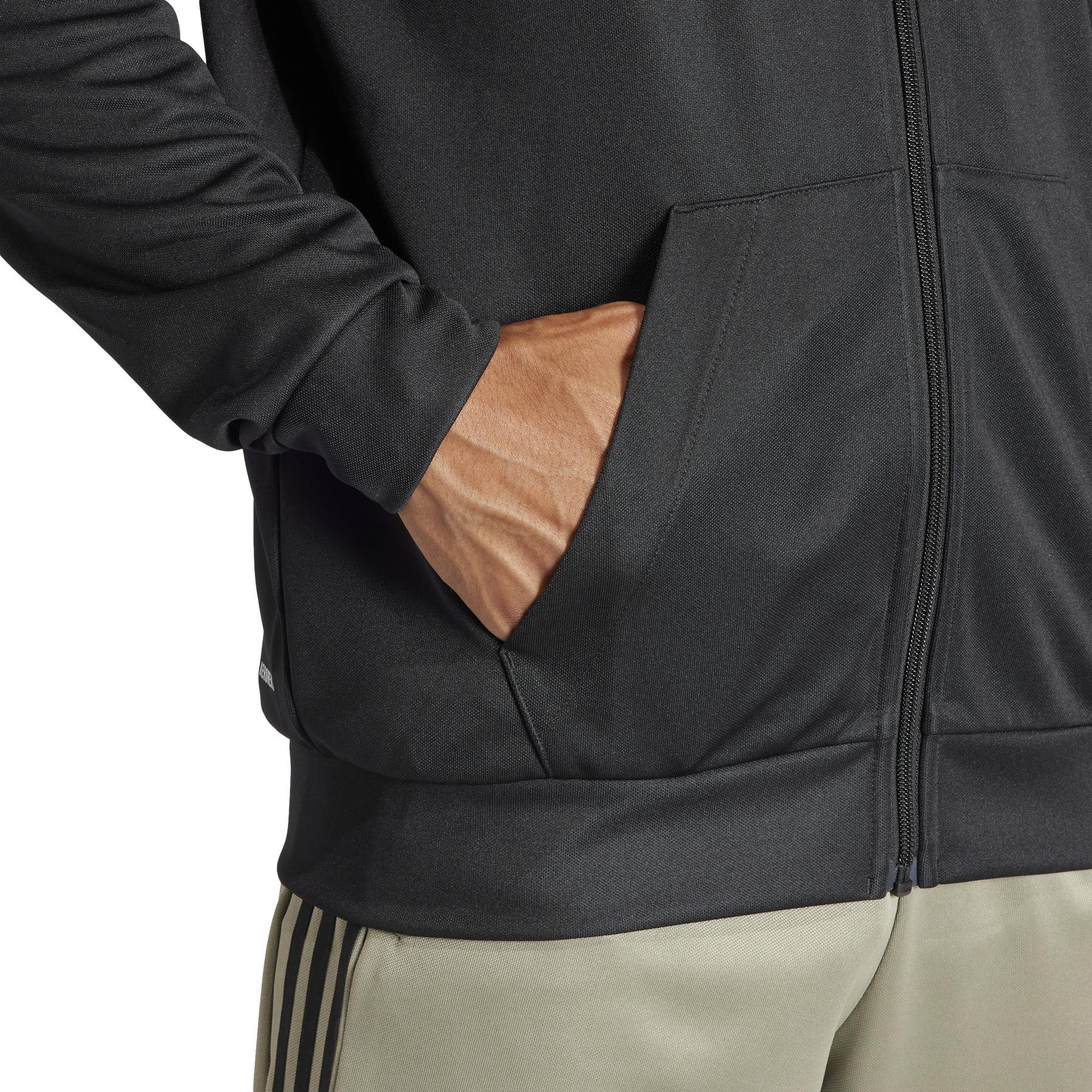 product/a/d/adidas_is6700_8_apparel_on_model_detail_view_2_white-new0201.jpg