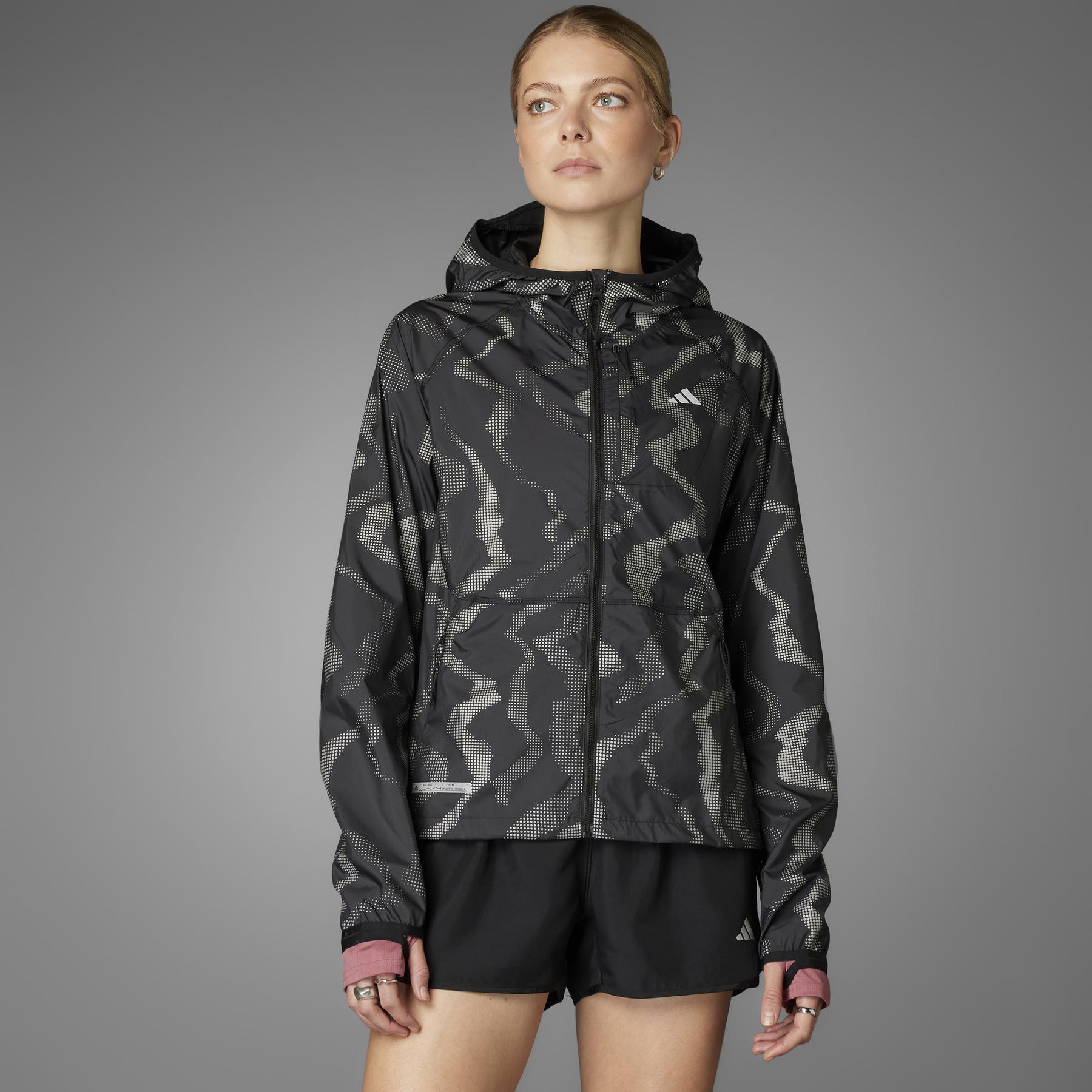 product/a/d/adidas_it3445_9_apparel_photography_descmrktng_view_1.jpg