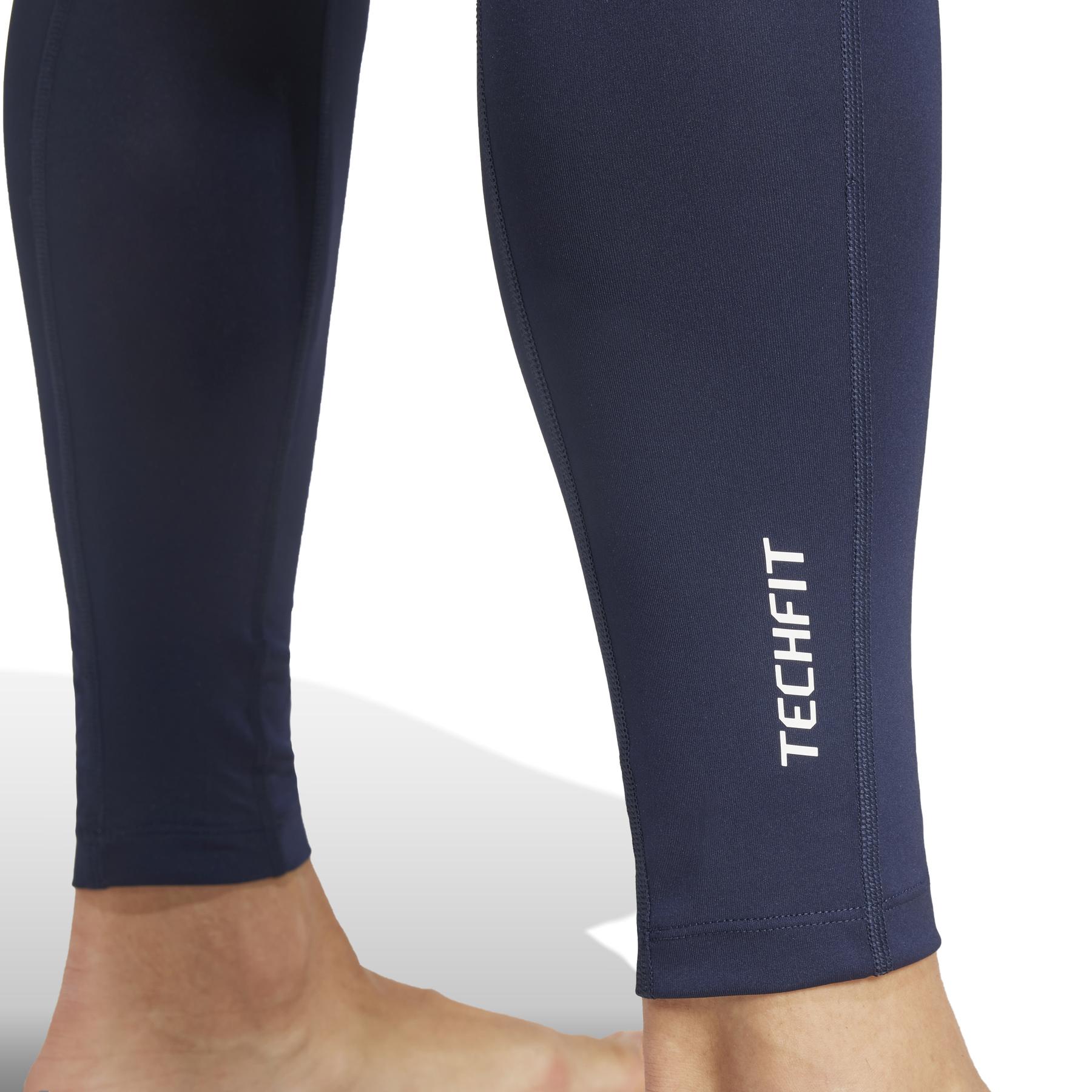 product/a/d/adidas_iw5837_7_apparel_on_model_detail_view_2_white.jpg