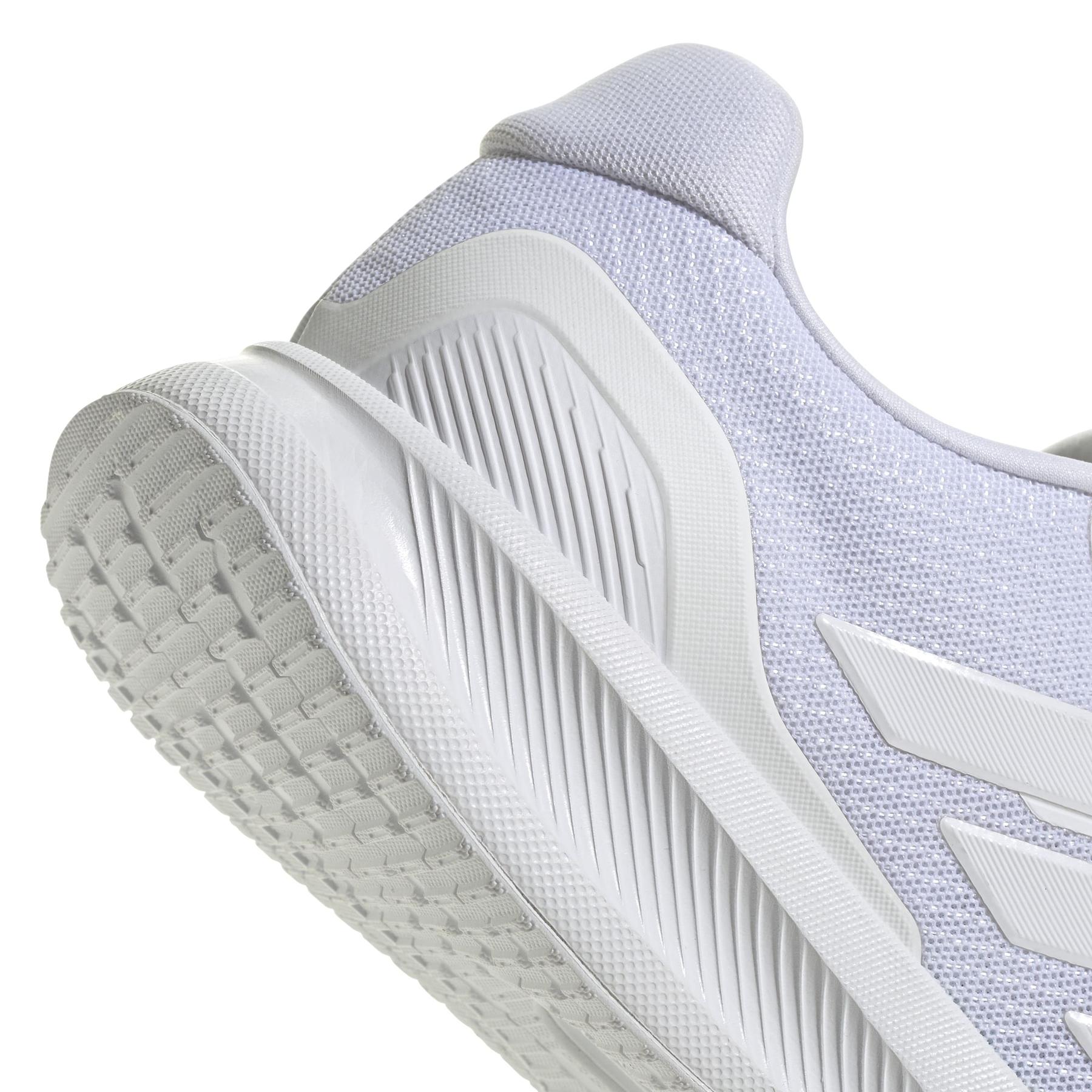 product/a/d/adidas_jh5186_9_footwear_photography_detail_view_2_white-nw091625.jpg