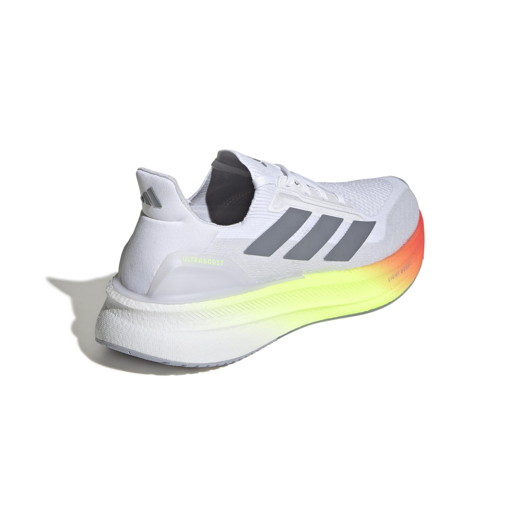 product/a/d/adidas_jh9042_7_footwear_photography_back_lateral_top_view_white.jpg
