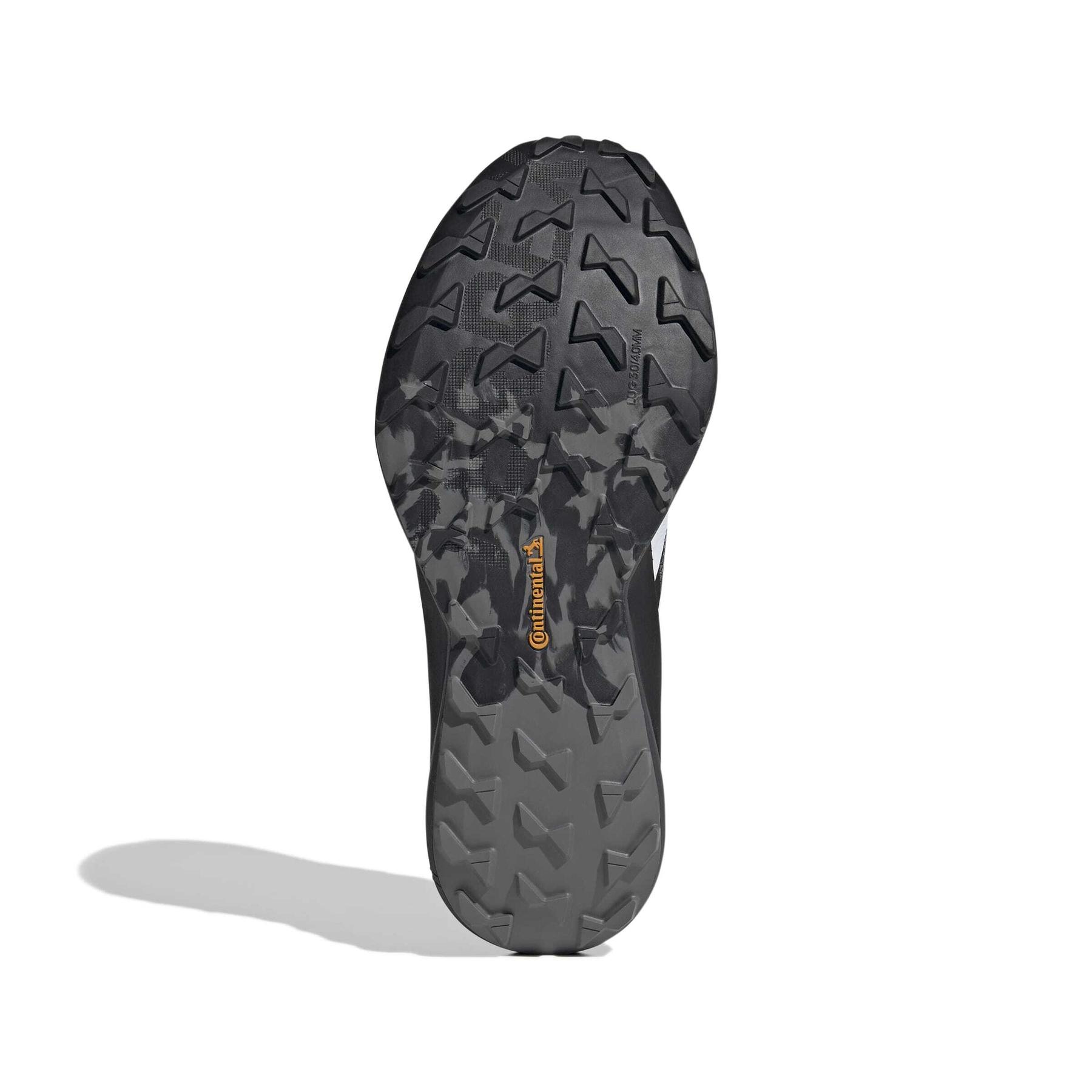 product/a/d/adidas_ji0949_4_footwear_photography_bottom_view_white-nw091625.jpg