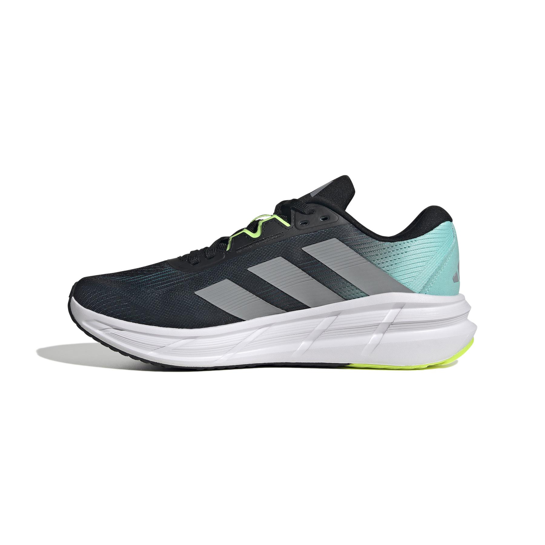 product/a/d/adidas_ji4622_5_footwear_photography_side_medial_center_view_white-nw091625.jpg